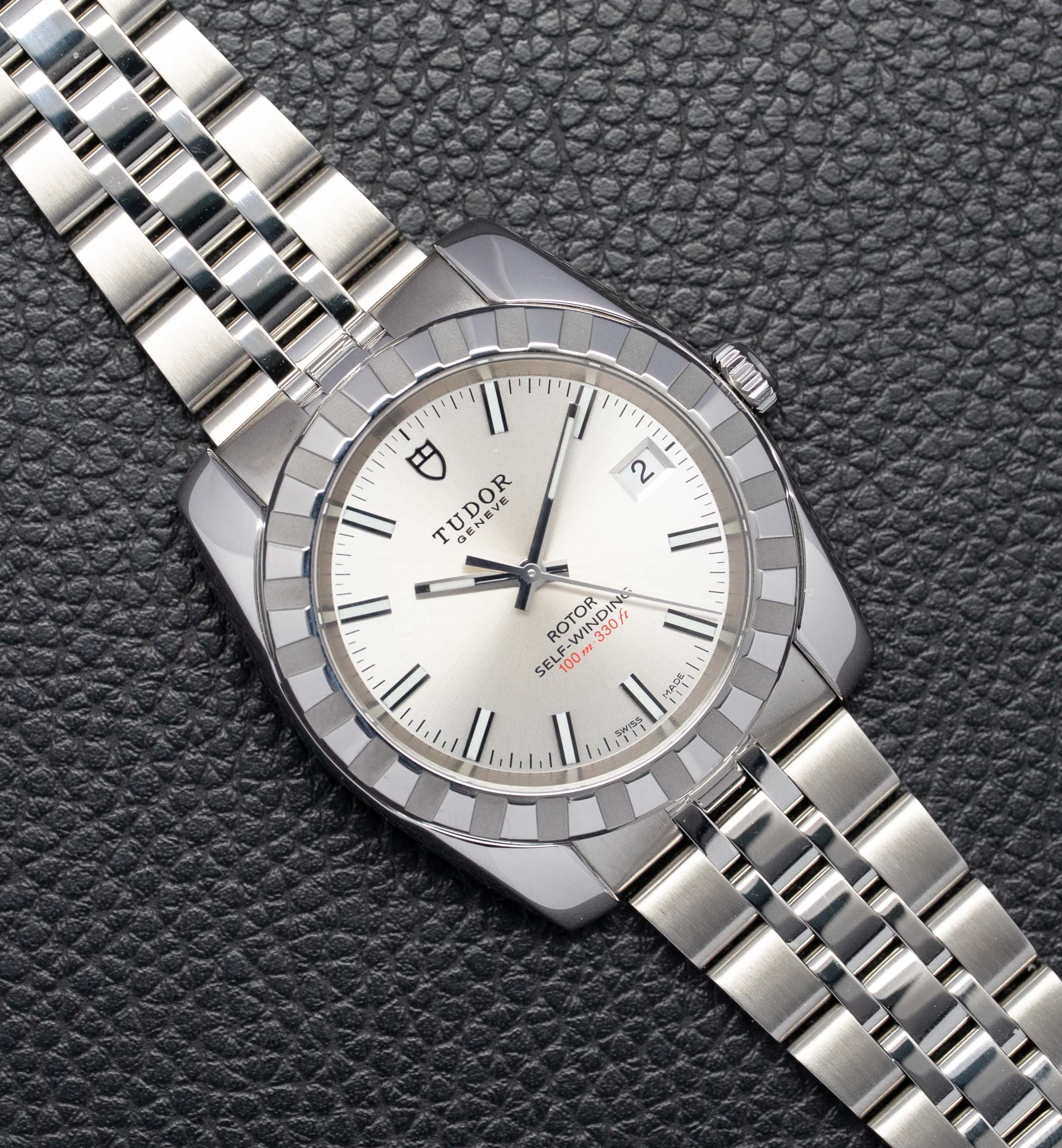 Tudor Classic Date 21010 Silver Dial 2019 Papers