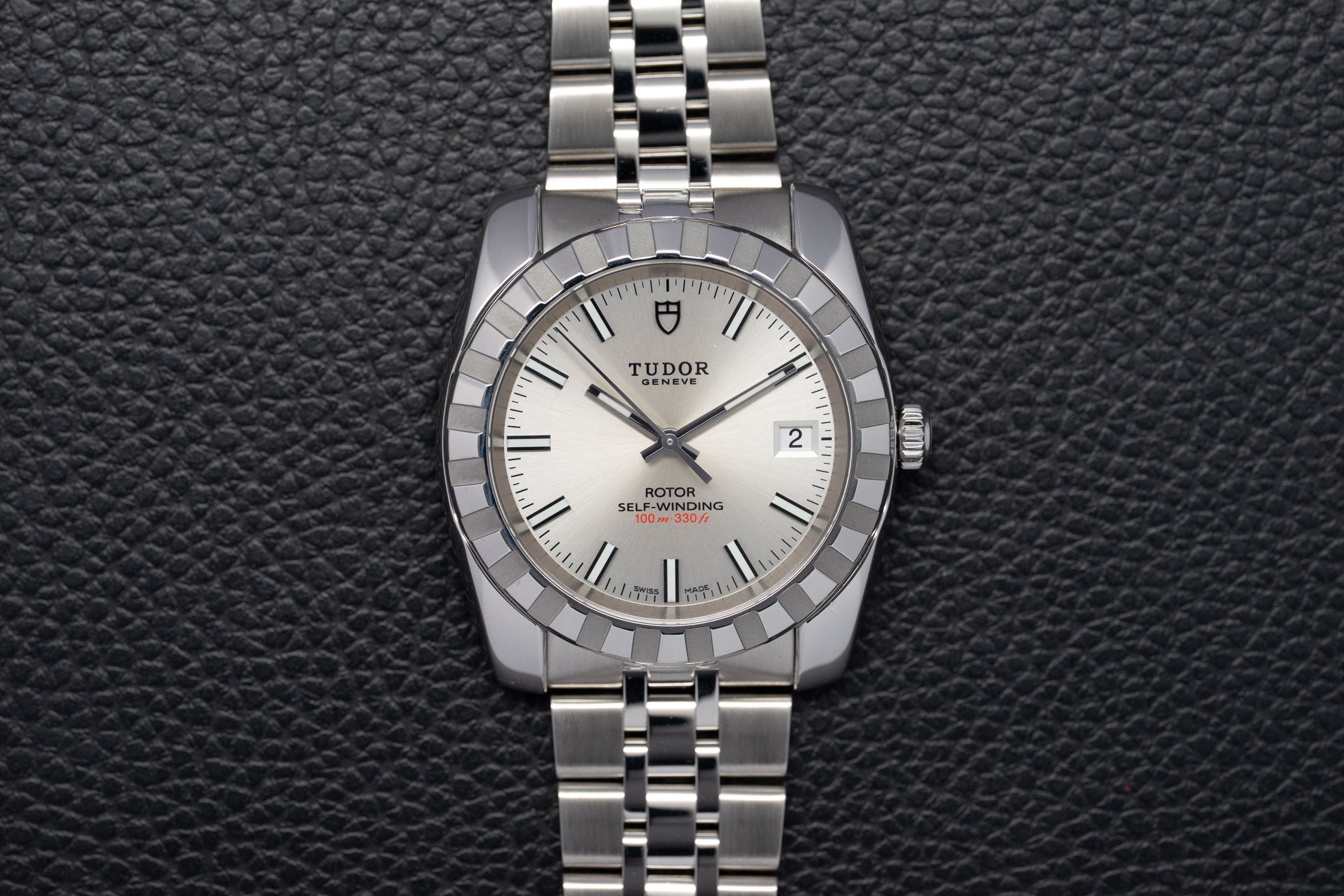 Tudor Classic Date 21010 Dial de plata 2019 Papeles