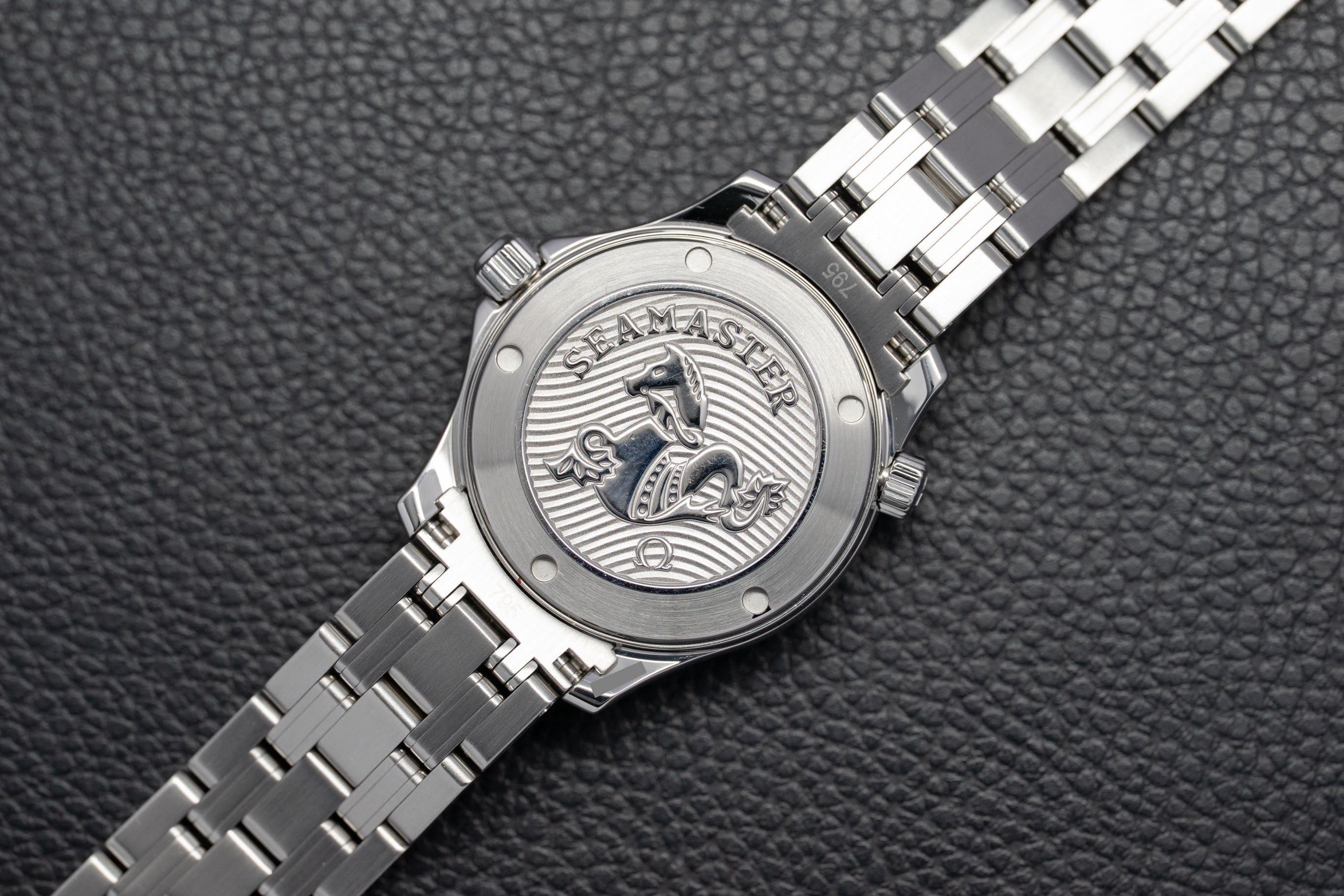 Omega Seamaster Diver 300 212.30.36.20.03.001 Fullset 2021 Box+Papers