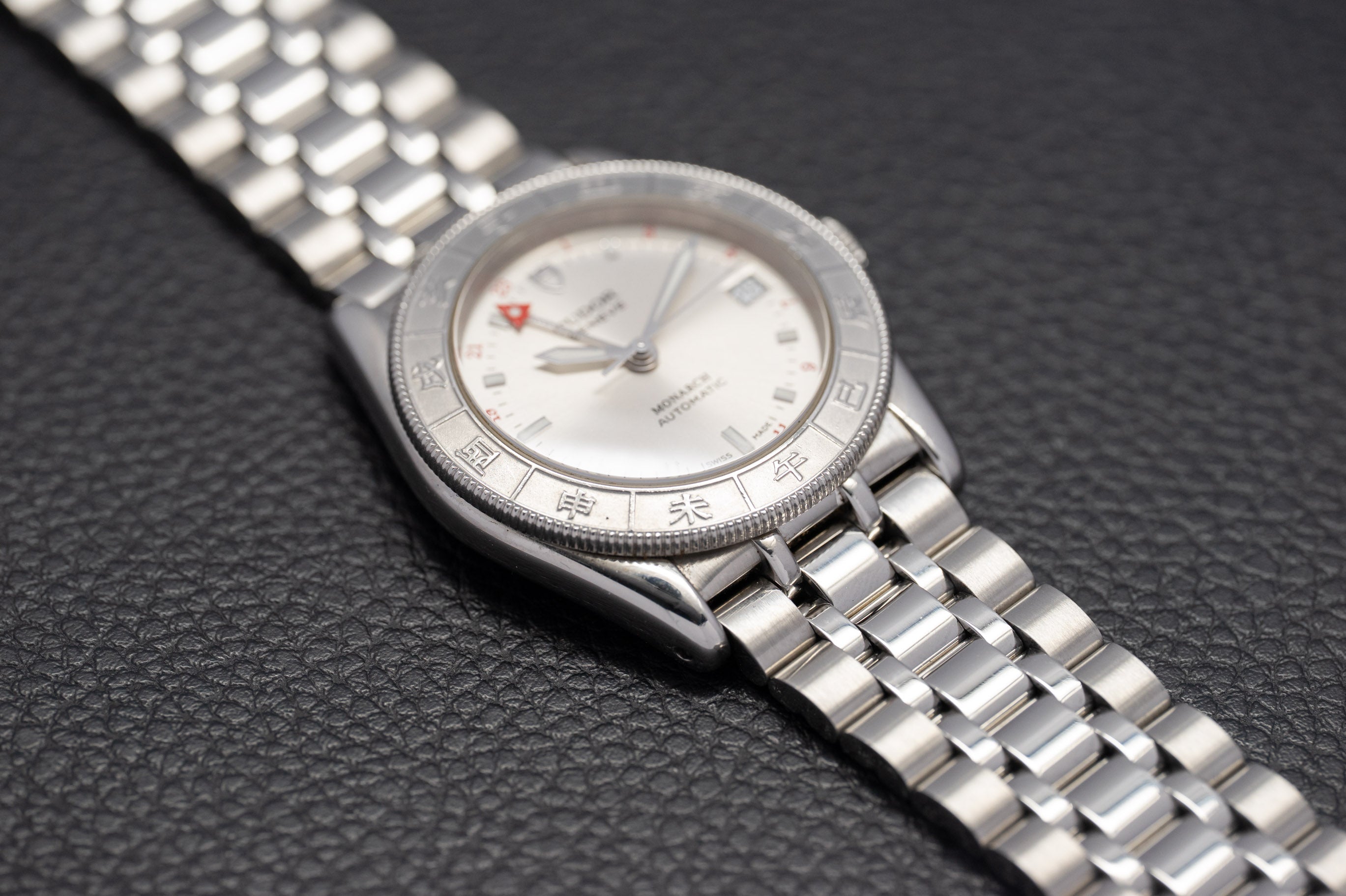 Tudor Monarch GMT 38080 Cadran argenté 2000