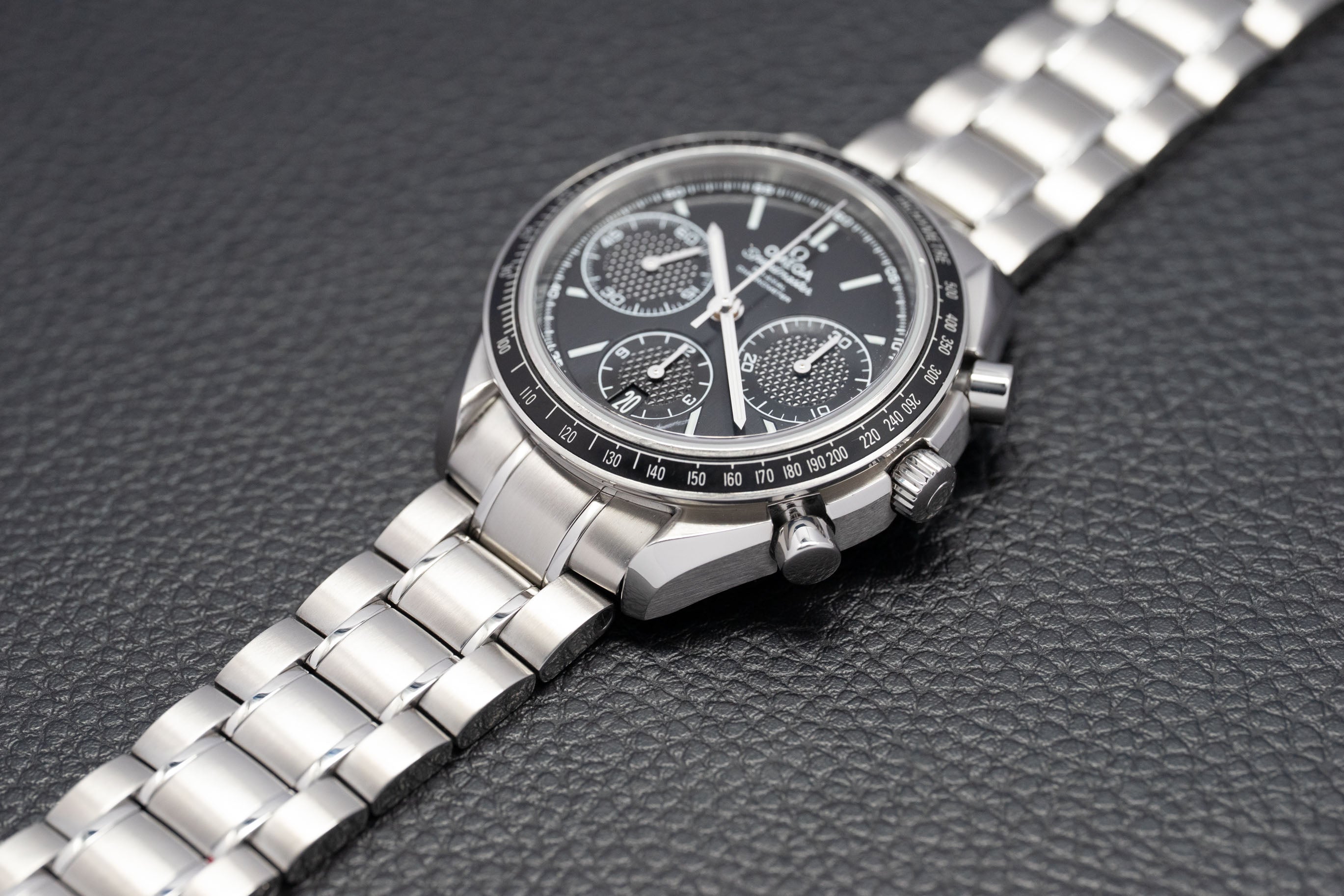 Omega Speedmaster Racing 326.30.40.50.01.001 Fullset 2015 Box+Carte