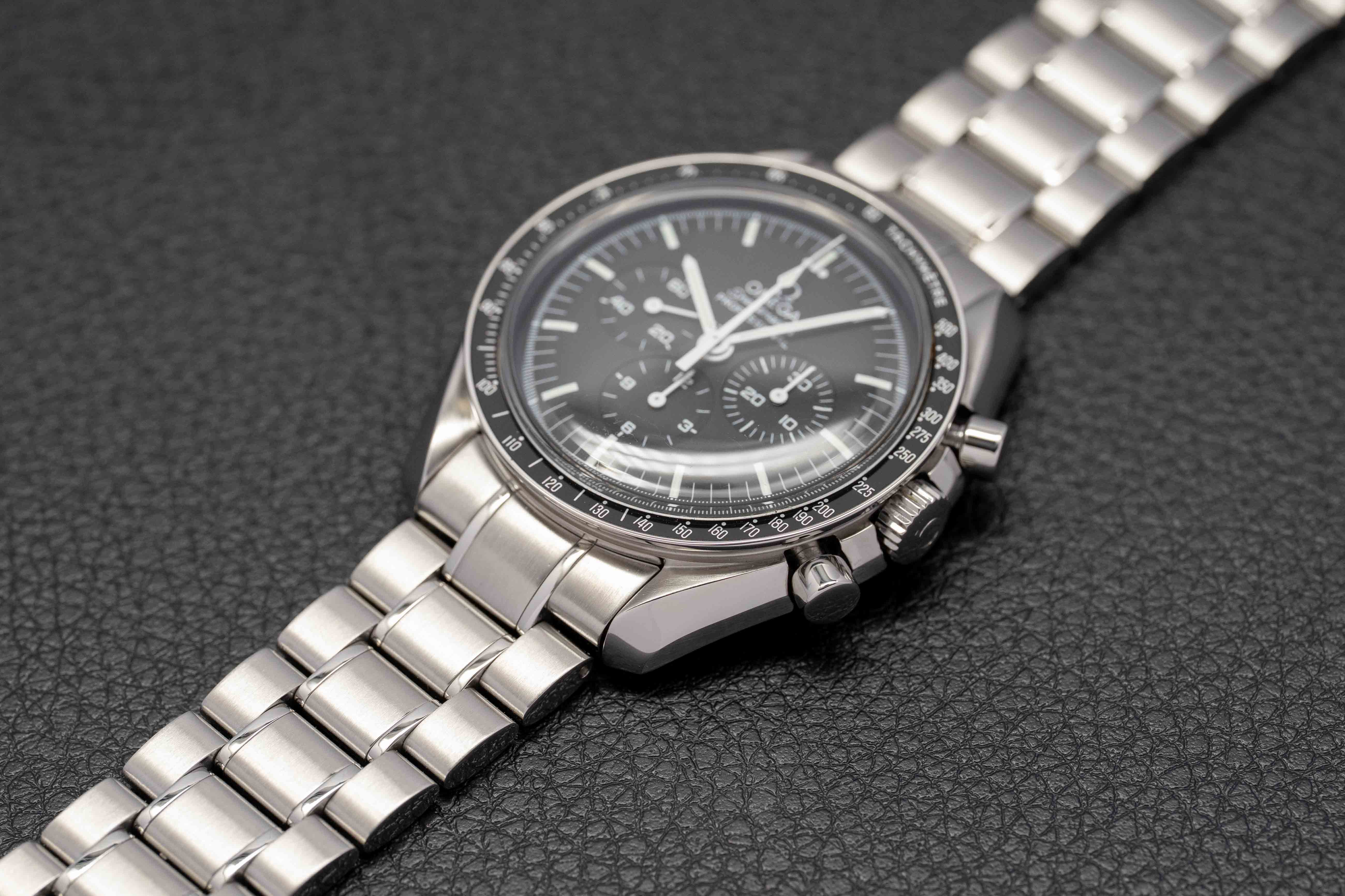 Omega Speedmaster Moonwatch 3570.50 Black Dial 2000