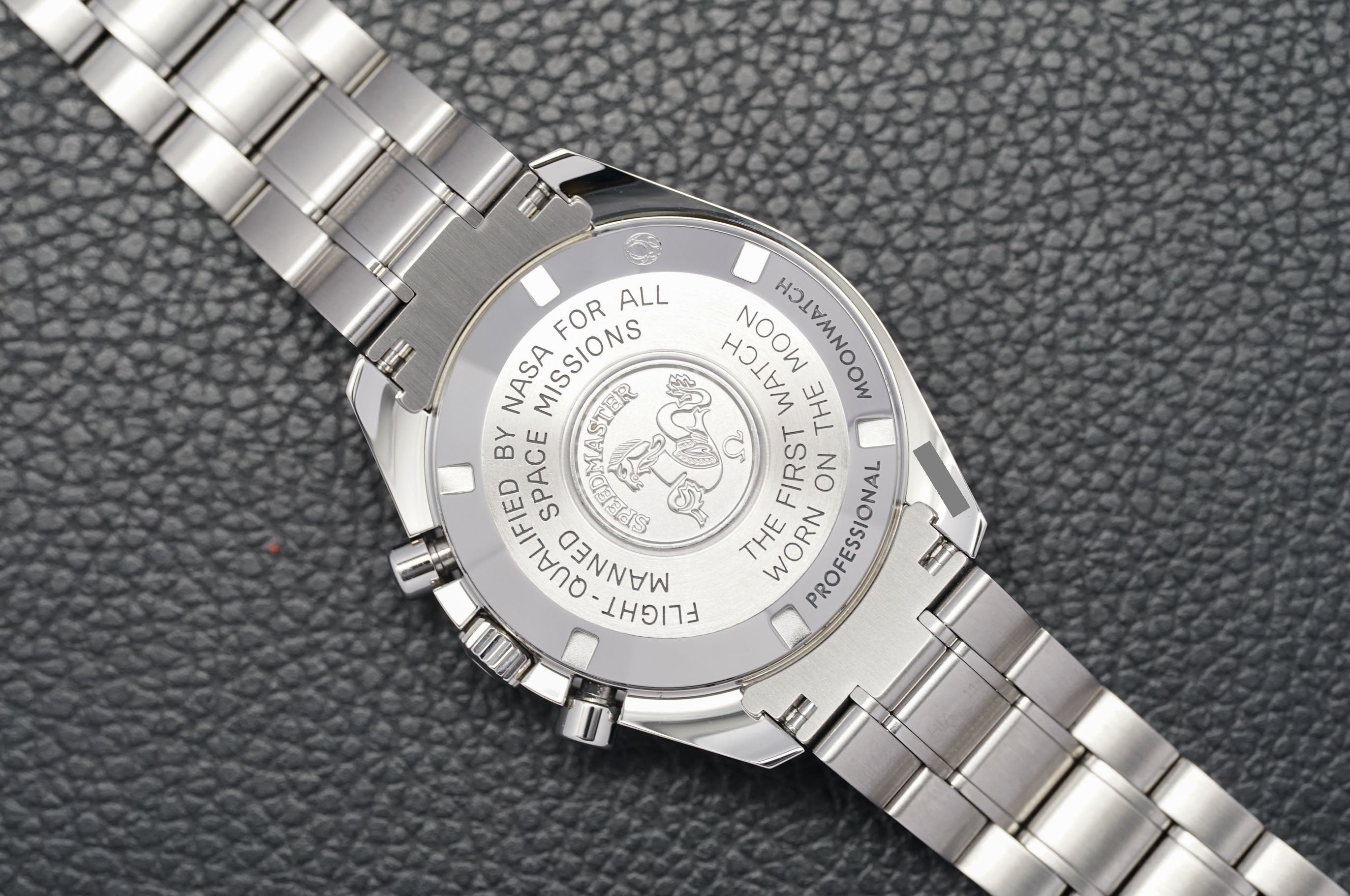 Omega Speedmaster Moonwatch 311.30.42.30.01.005 Fullset 2022 Box+Papers