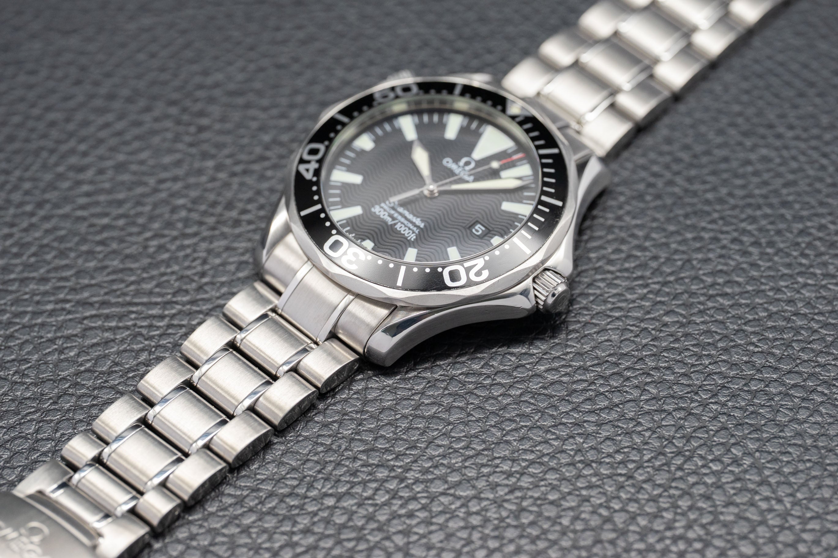 Omega Seamaster Diver 300 2264.50 Black Dial 1998