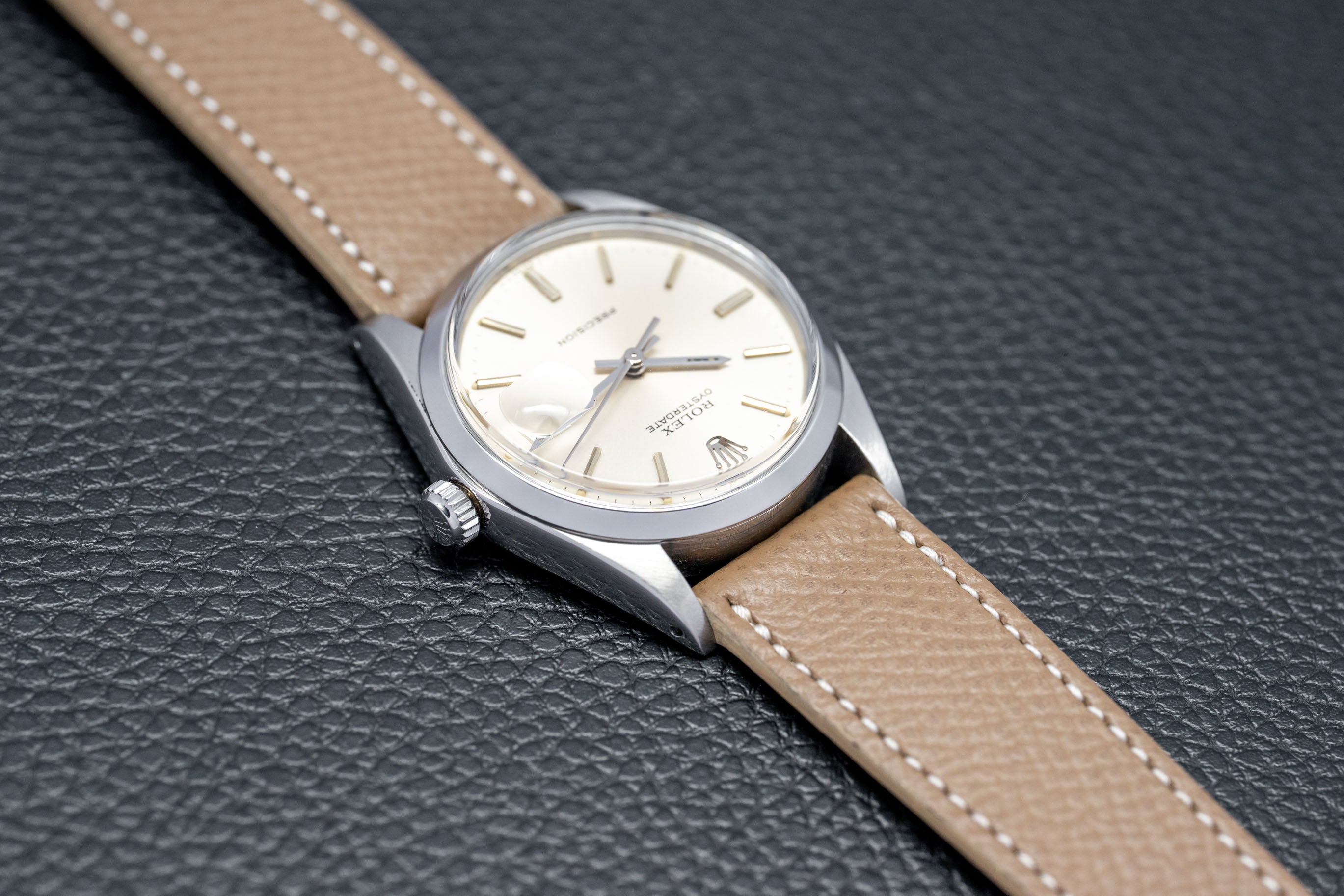 Rolex Oysterdate 6694 con quadrante argentato, 1969
