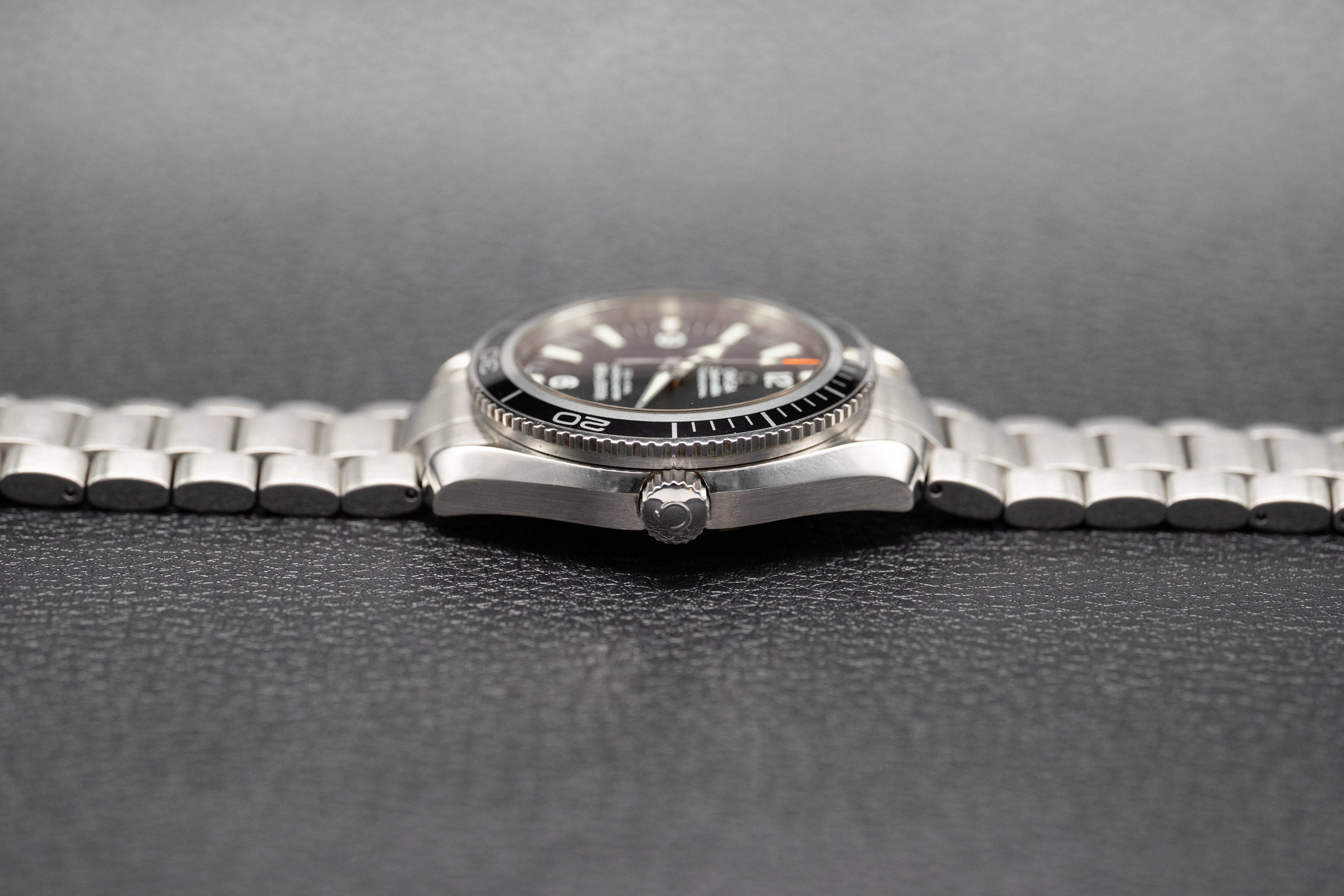 Omega Seamaster Planet Ocean 2201.50 Quadrante nero 2007