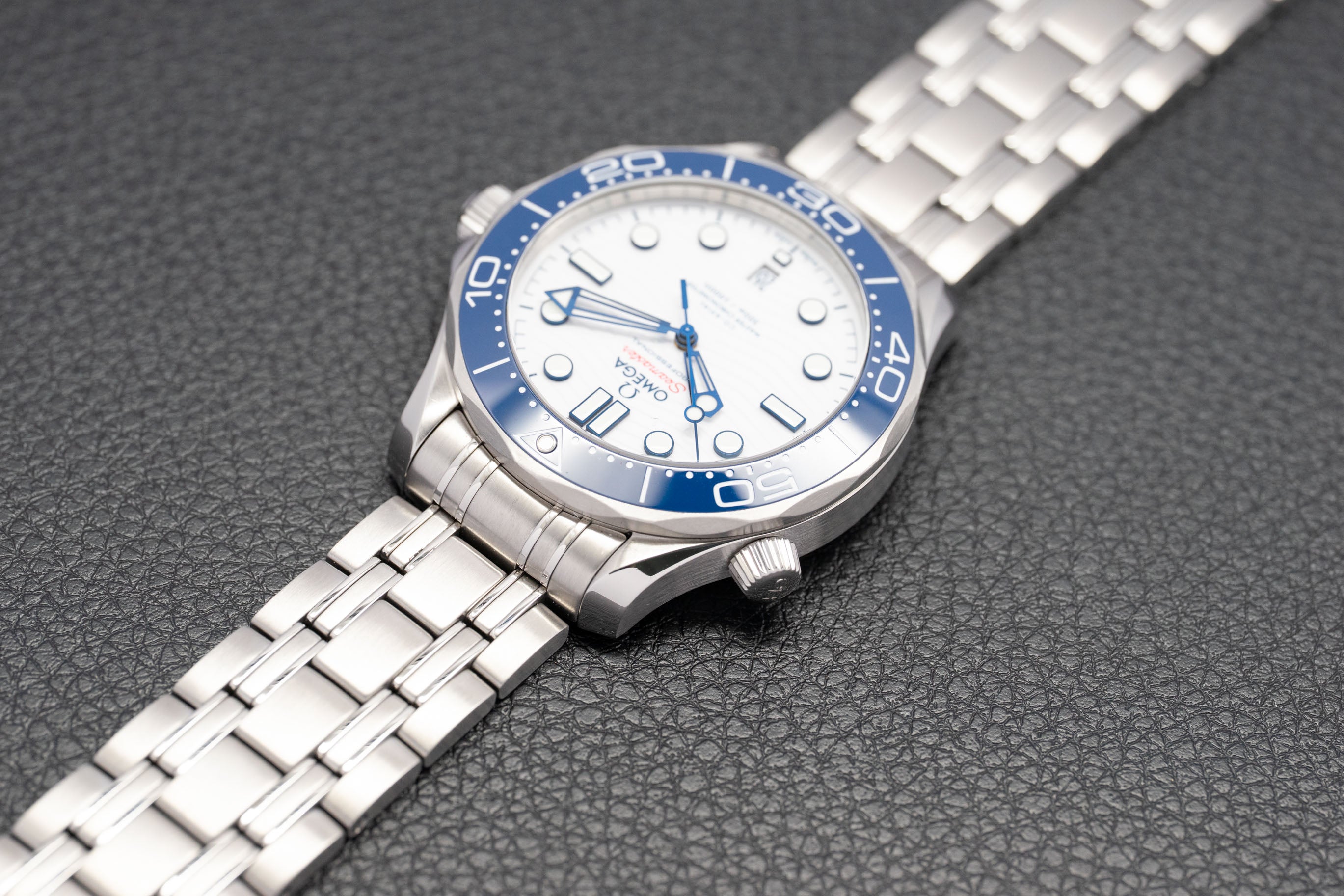 Omega Seamaster Diver 300 522.30.42.20.04.001 Fullset 2021 Box+Papers