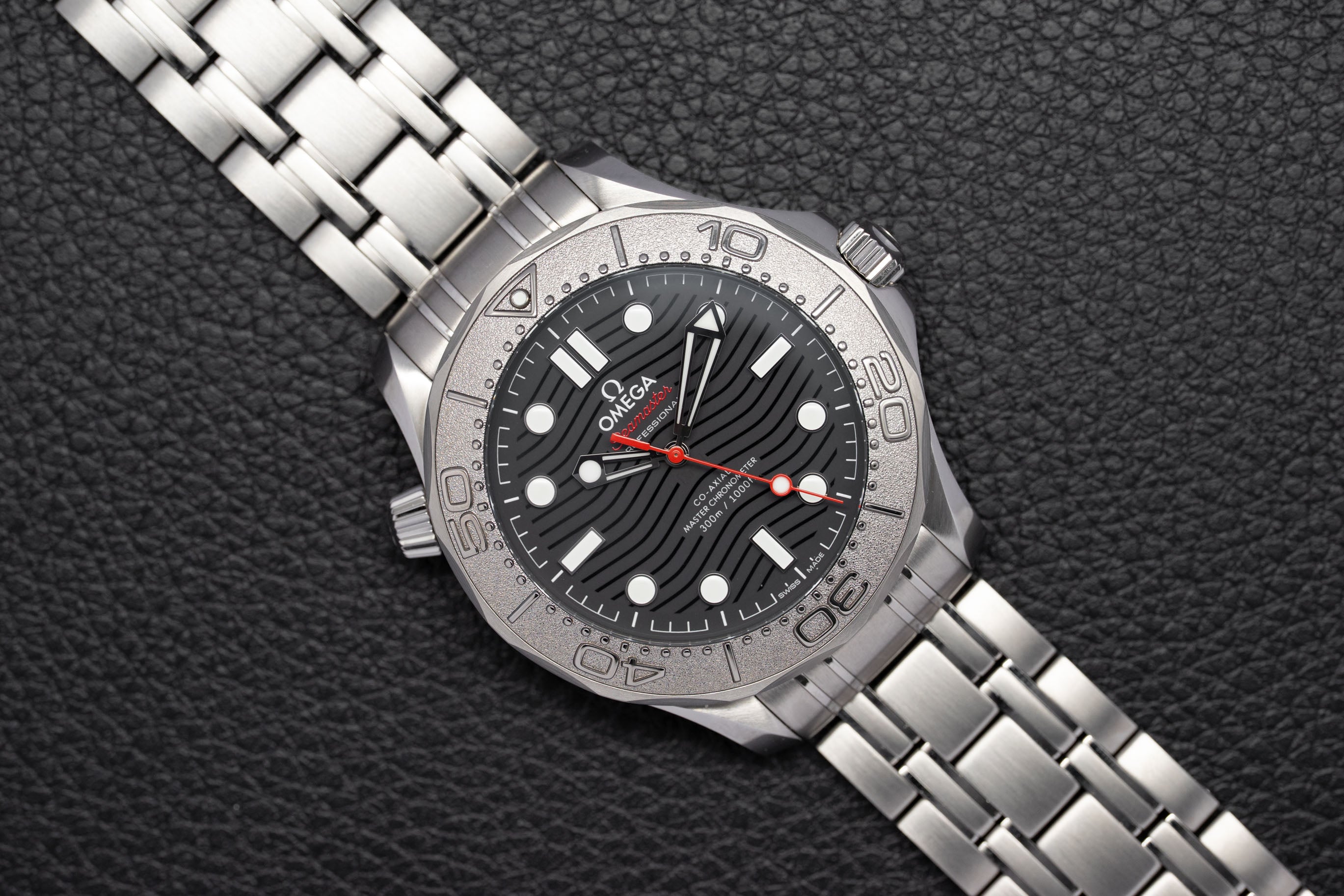 Omega Seamaster Diver 300 210.30.42.20.01.002 Fullset Box+Papers