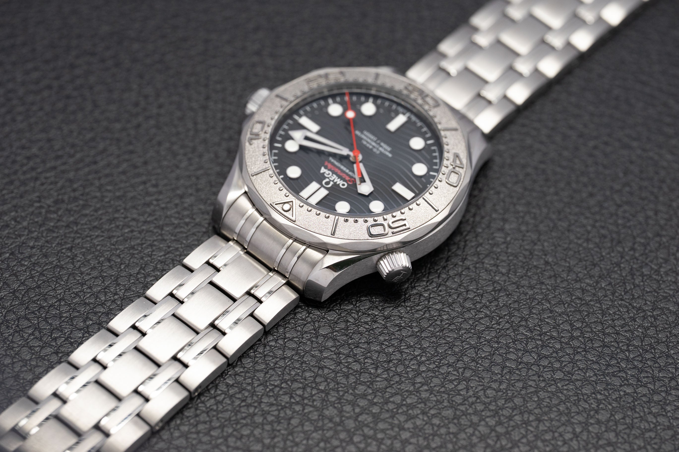 Omega Seamaster Diver 300 210.30.42.20.01.002 Fullset Box+Papers