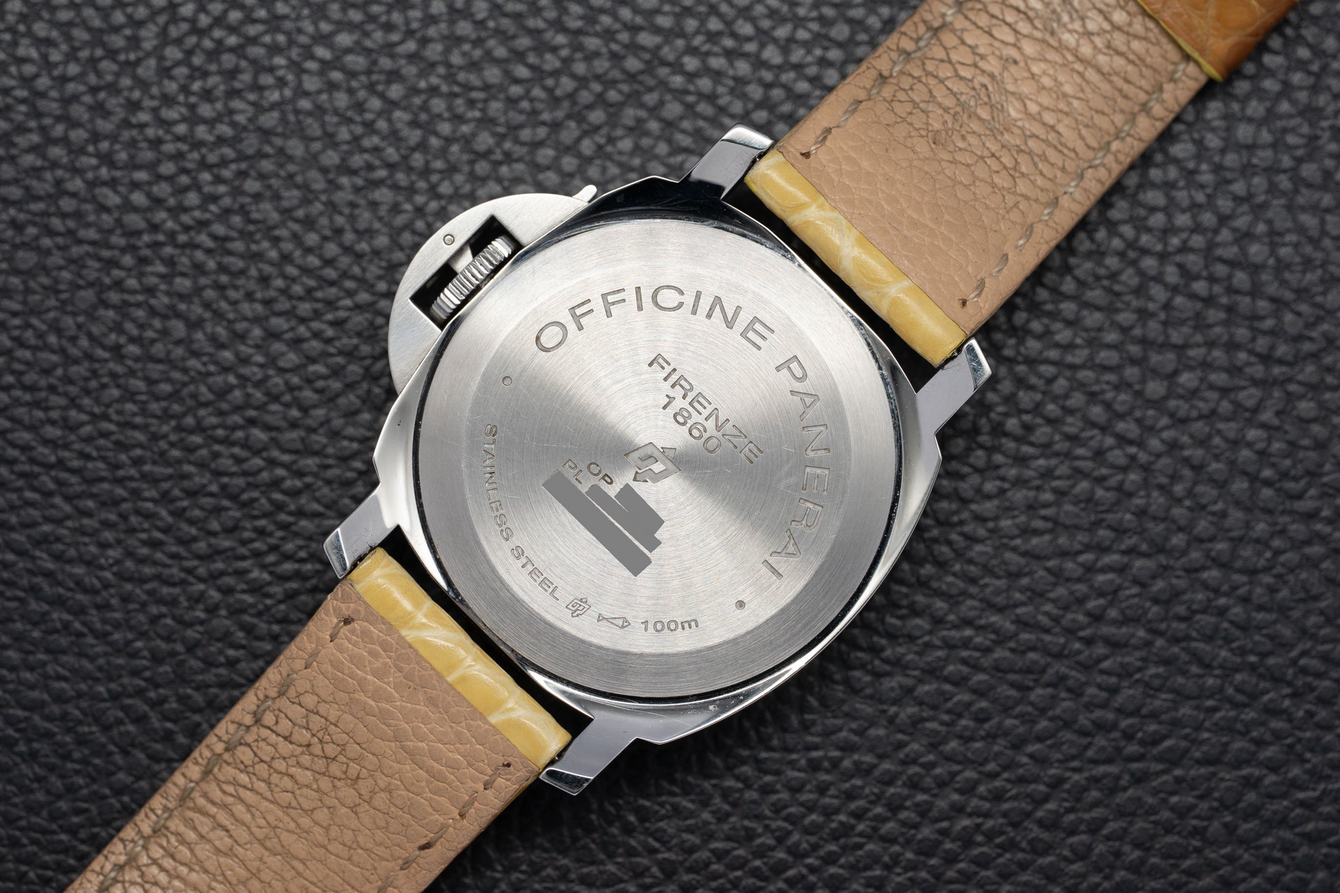 Panerai Luminor Marina PAM00105, lot complet 2016, coffret + papiers