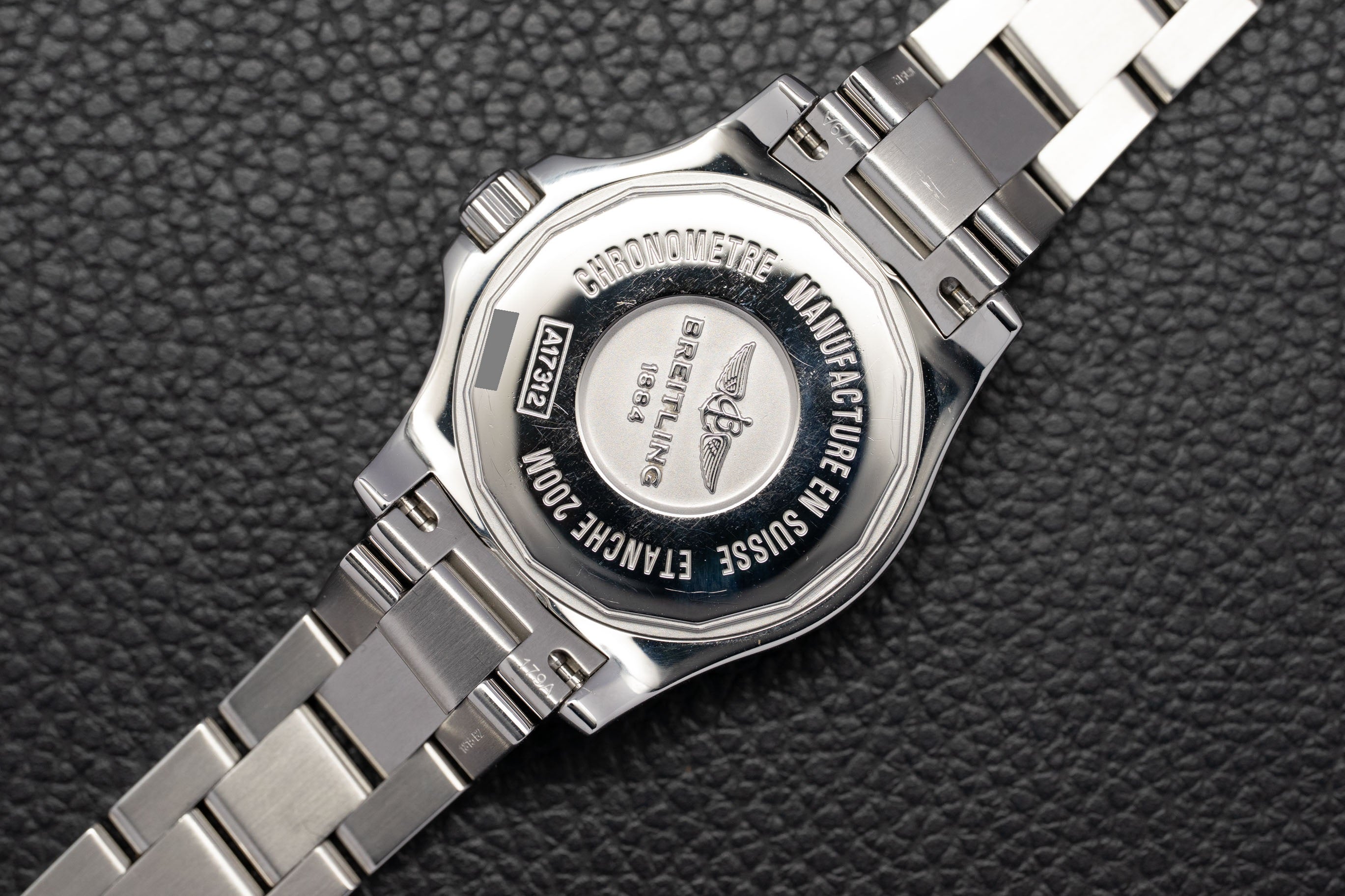 Breitling Superocean II 36 A17312 Set completo 2018 con scatola e documenti