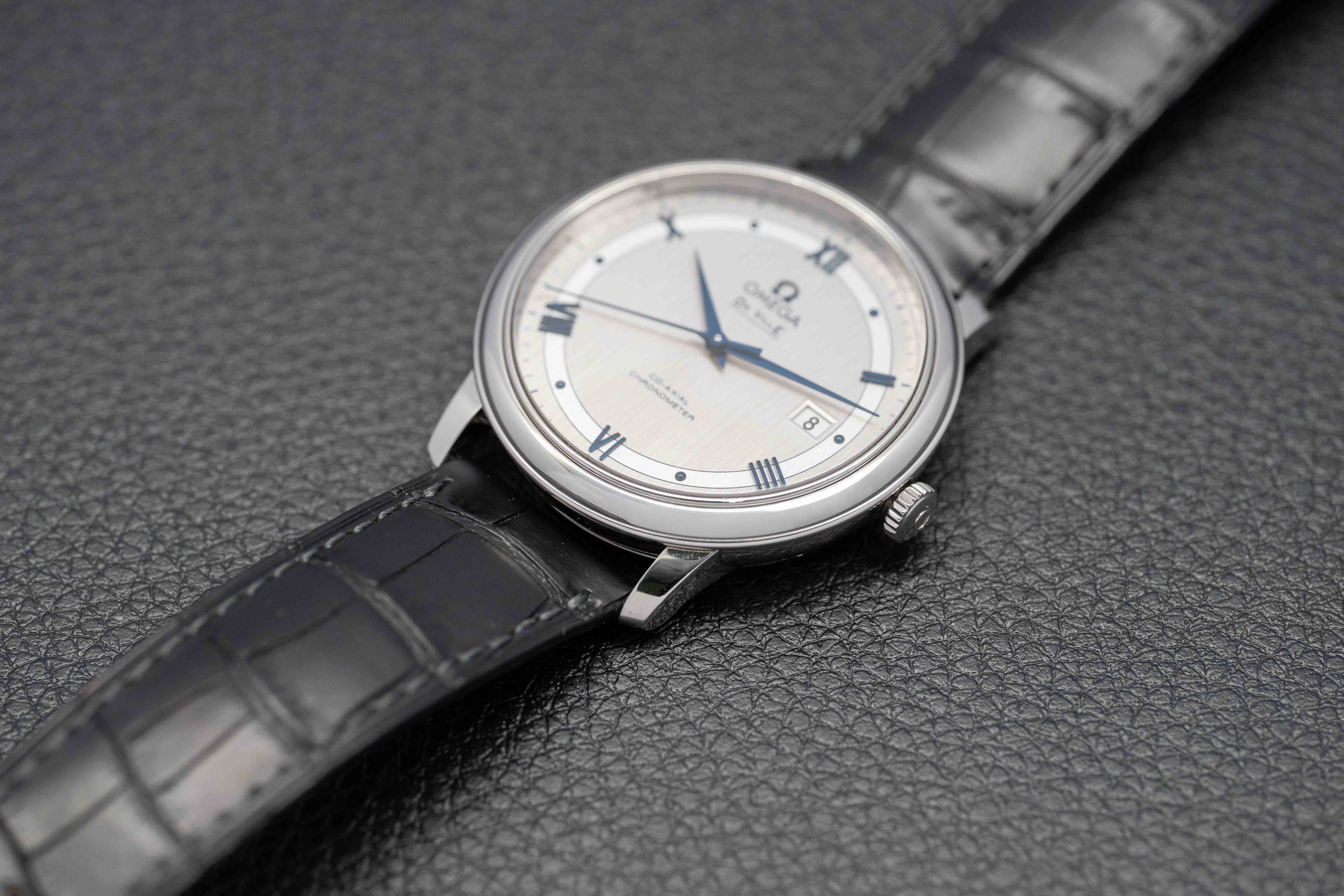 Omega De Ville Prestige 424.13.40.20.02.003 Complete Set 2021 Box + Papers