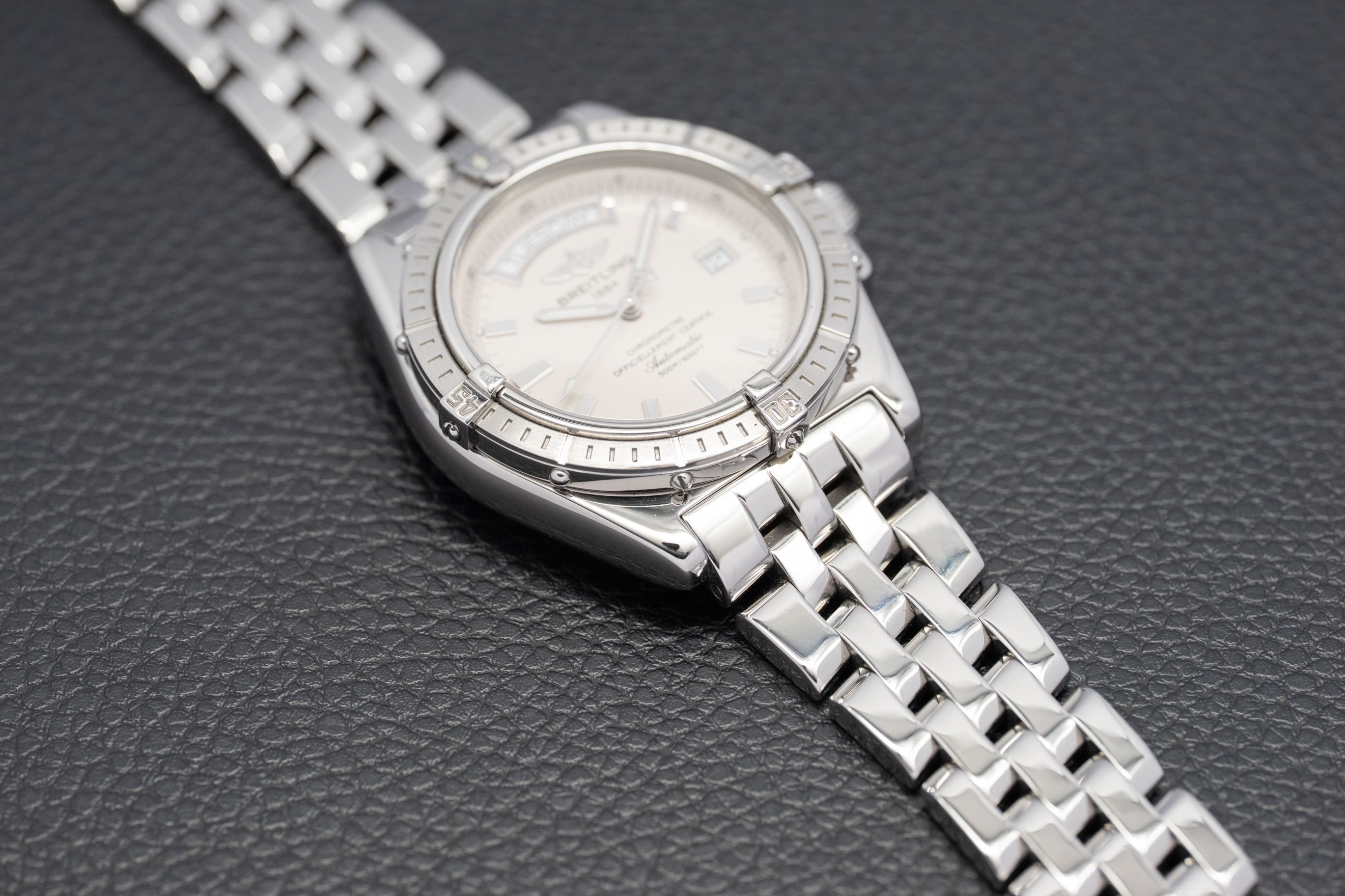 Breitling Colt Automatic A45355, cadran argenté, 2005