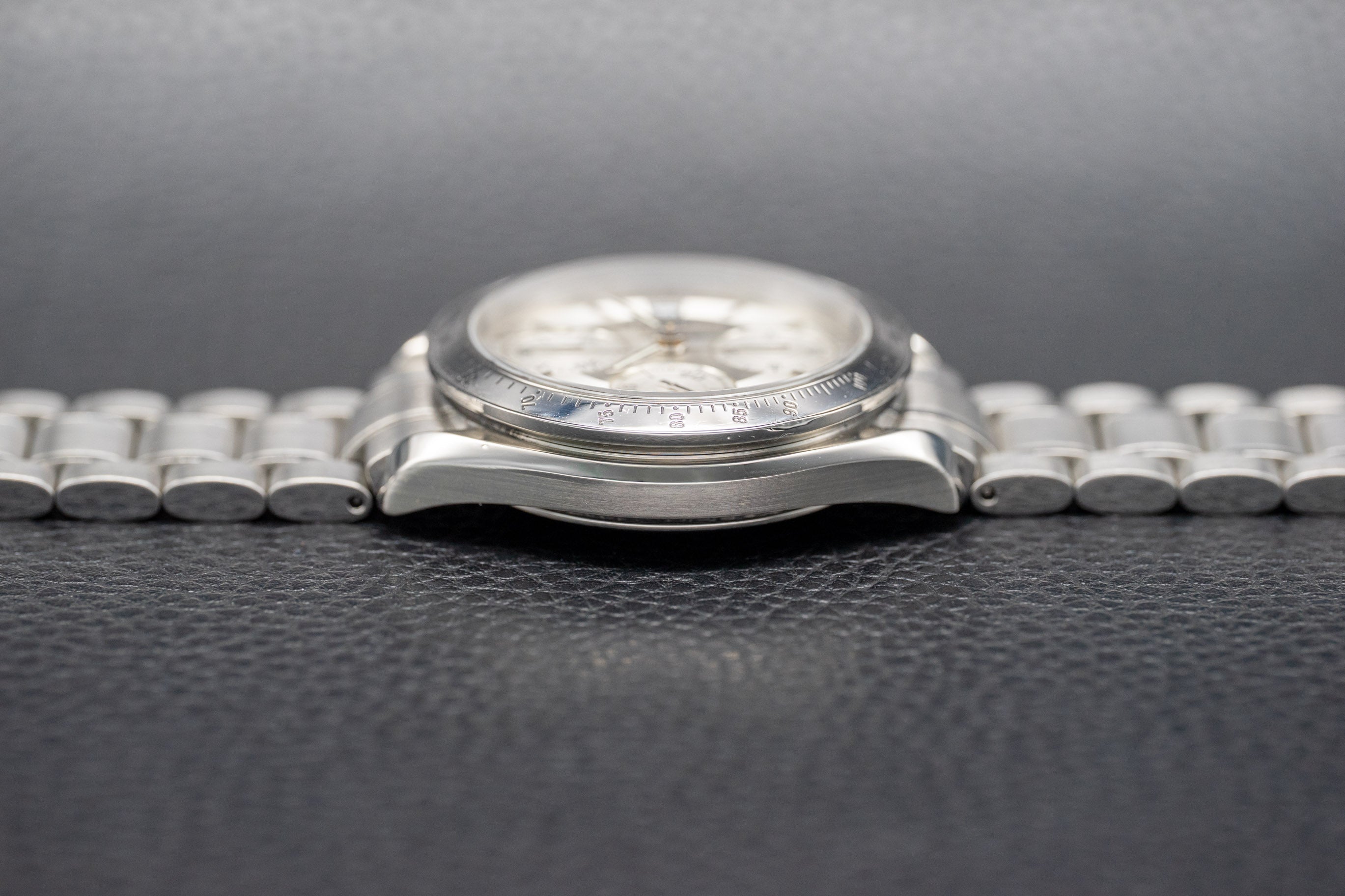 Omega Speedmaster Date 3513.30 Complete Set 2005 Box + Papers
