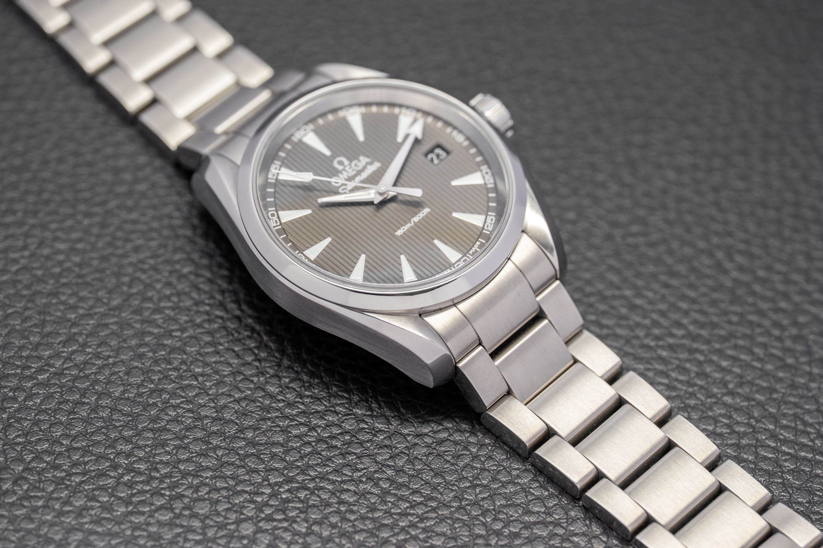 Omega Seamaster Aqua Terra 231.10.39.60.06.001, ensemble complet 2018, coffret + papiers