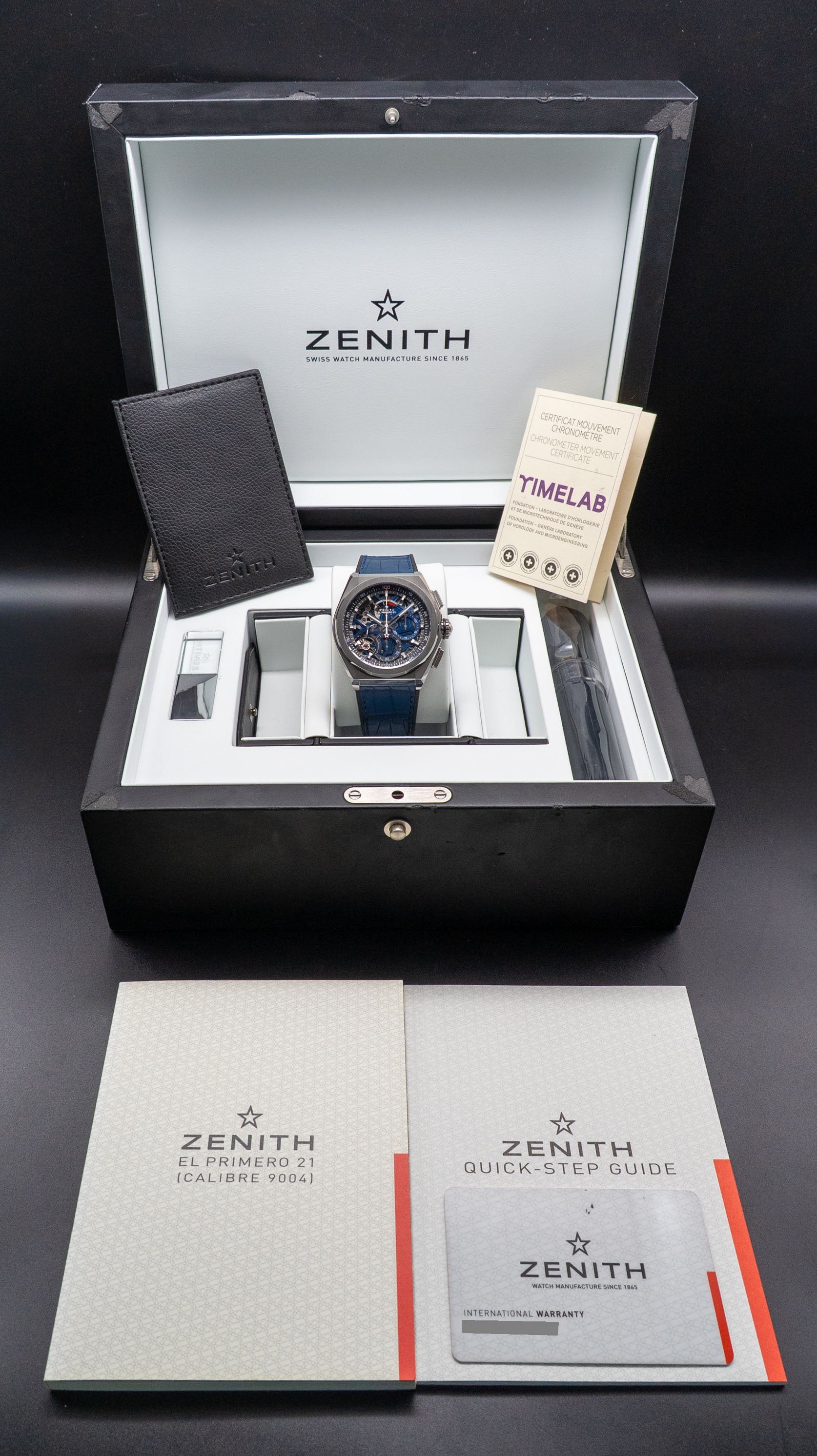 Zenith Defy El Primero 21 95.9002.9004/78.R584 Ensemble complet 2018, coffret et papiers