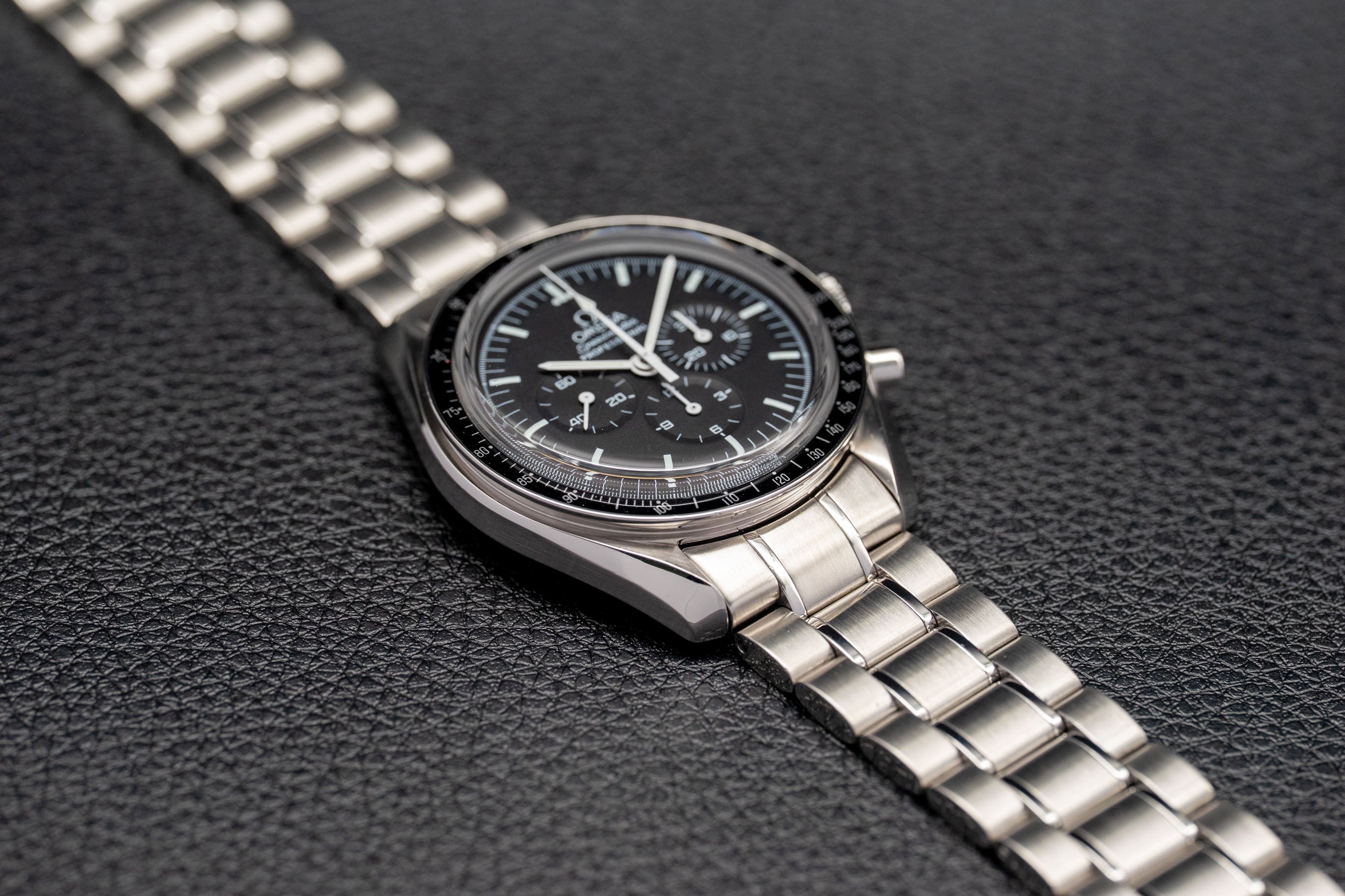 Omega Speedmaster Professional 3573.50 Complete Set 2007 Box + Papers
