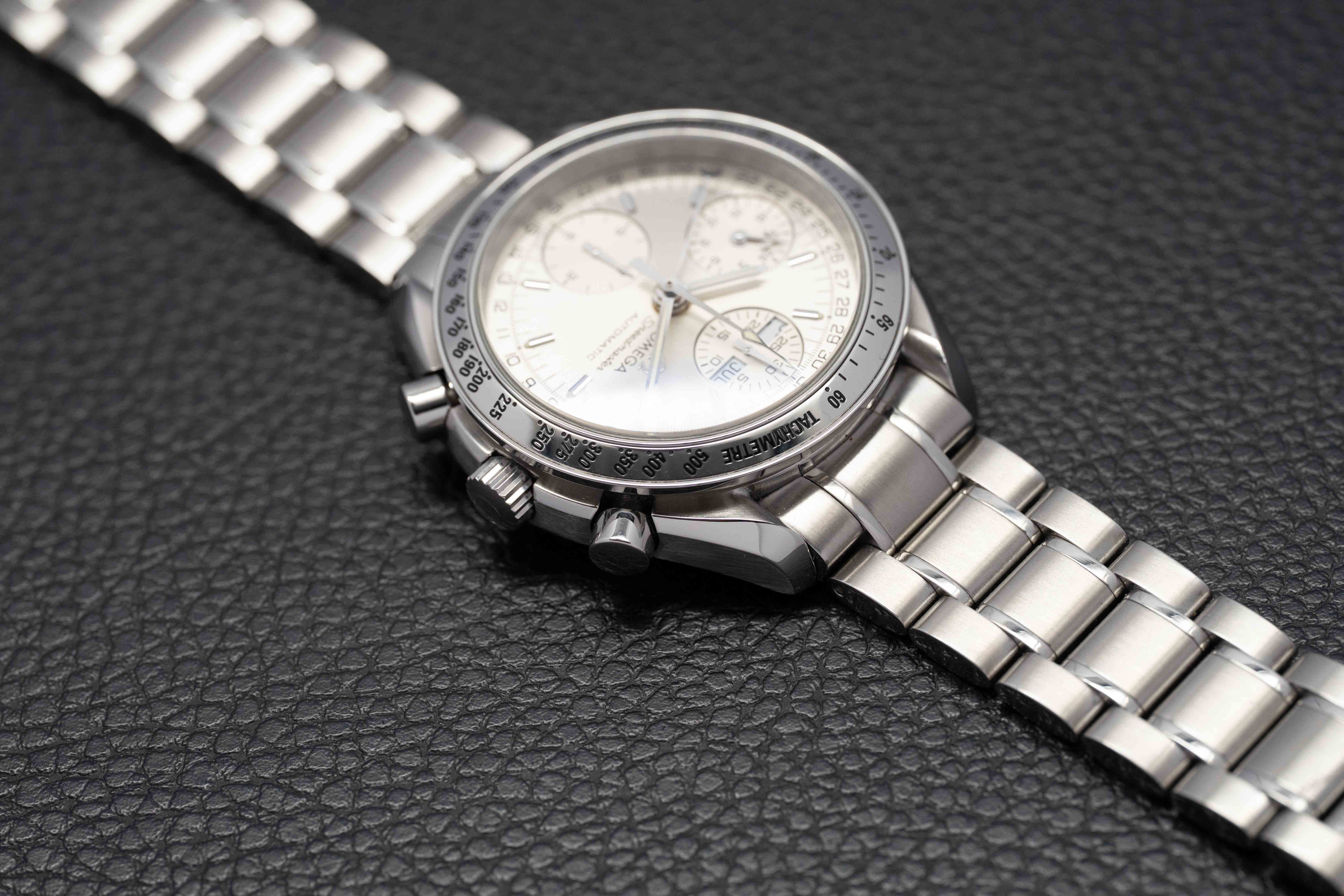 Omega Speedmaster Day Date 3523.30 Complete Set 2005 Box + Papers