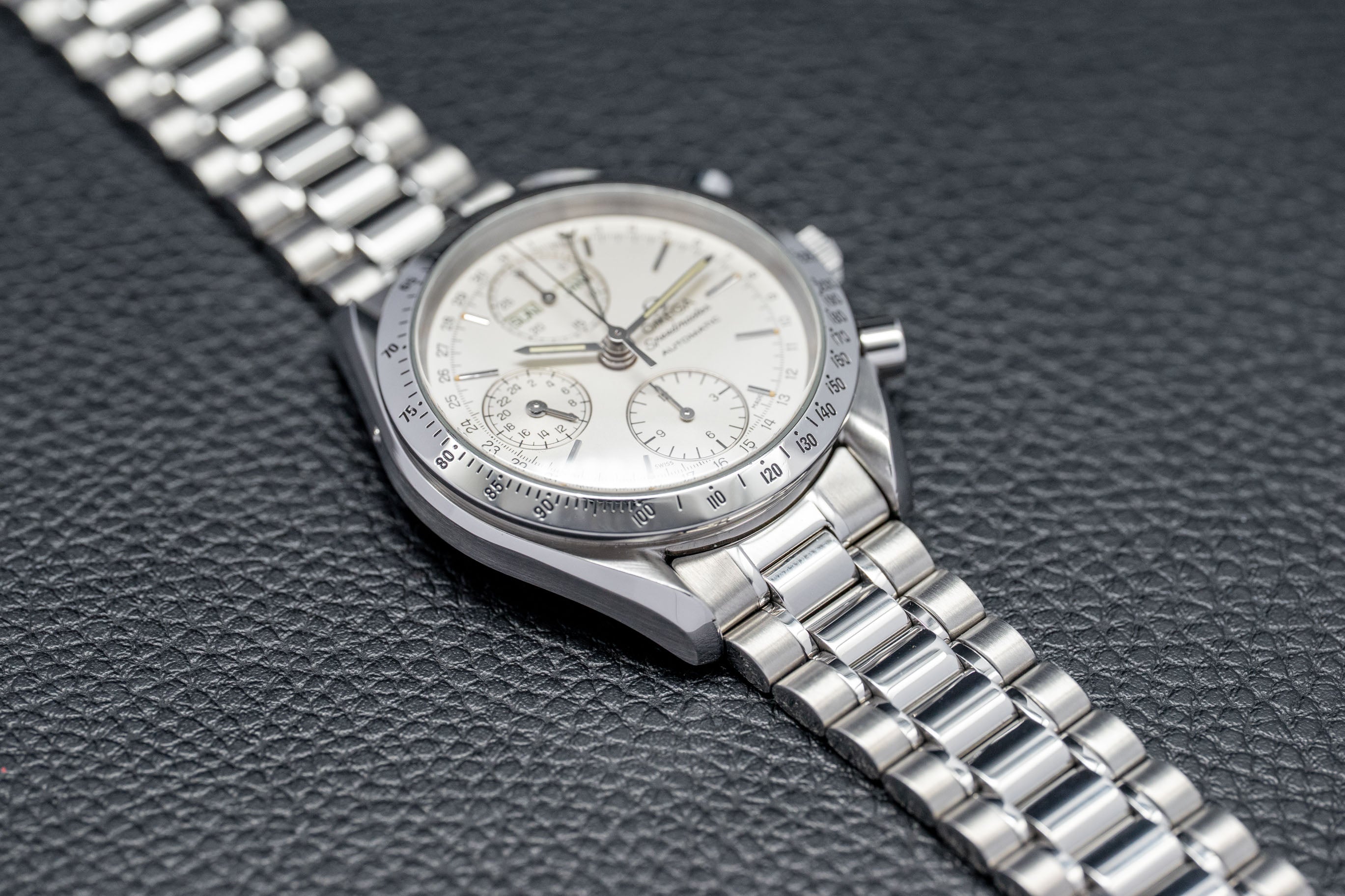 Omega Speedmaster Day Date 3521.30 Silver Dial 1993