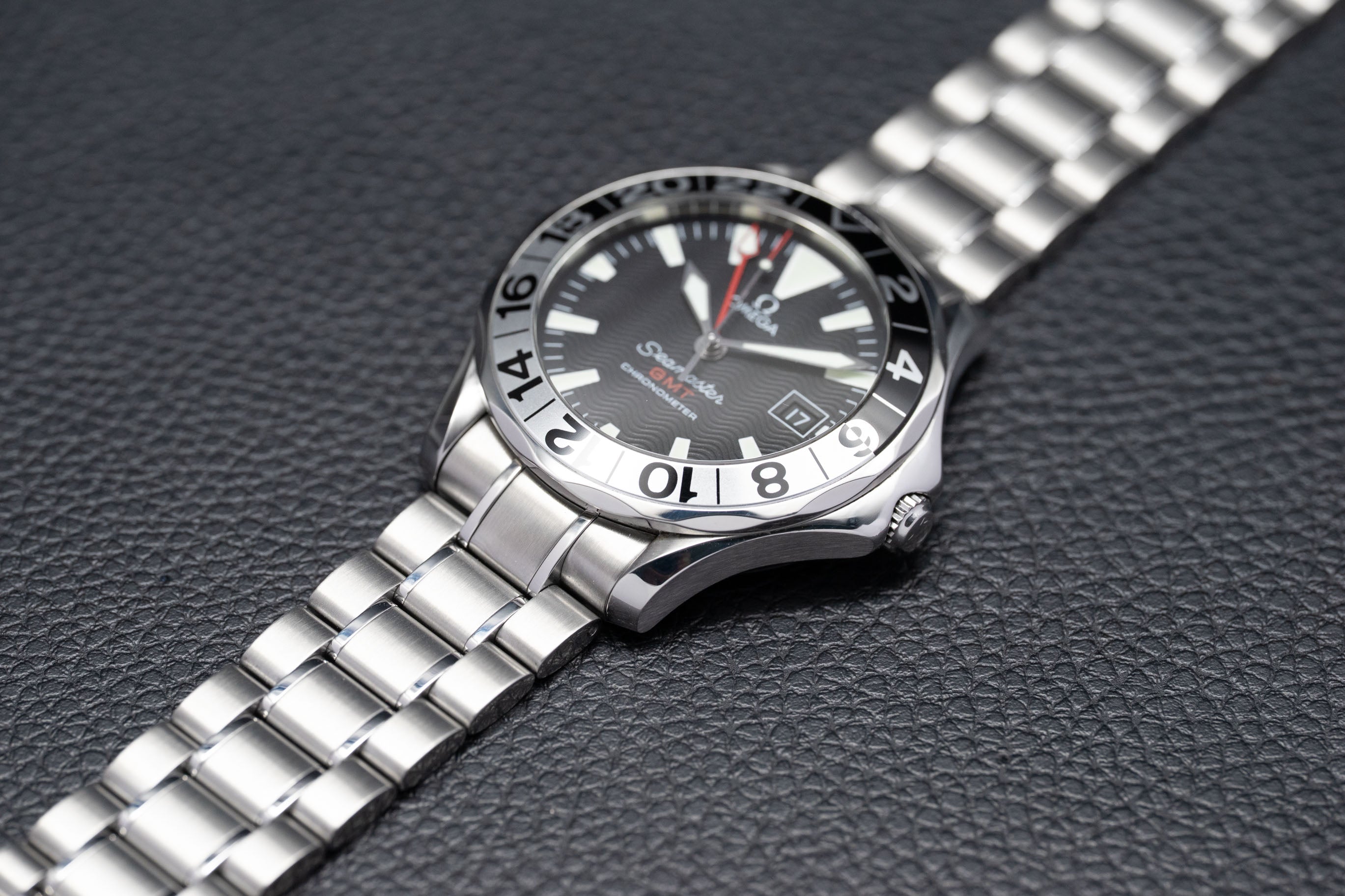 Omega Seamaster GMT 2234.50 con esfera negra, 2006
