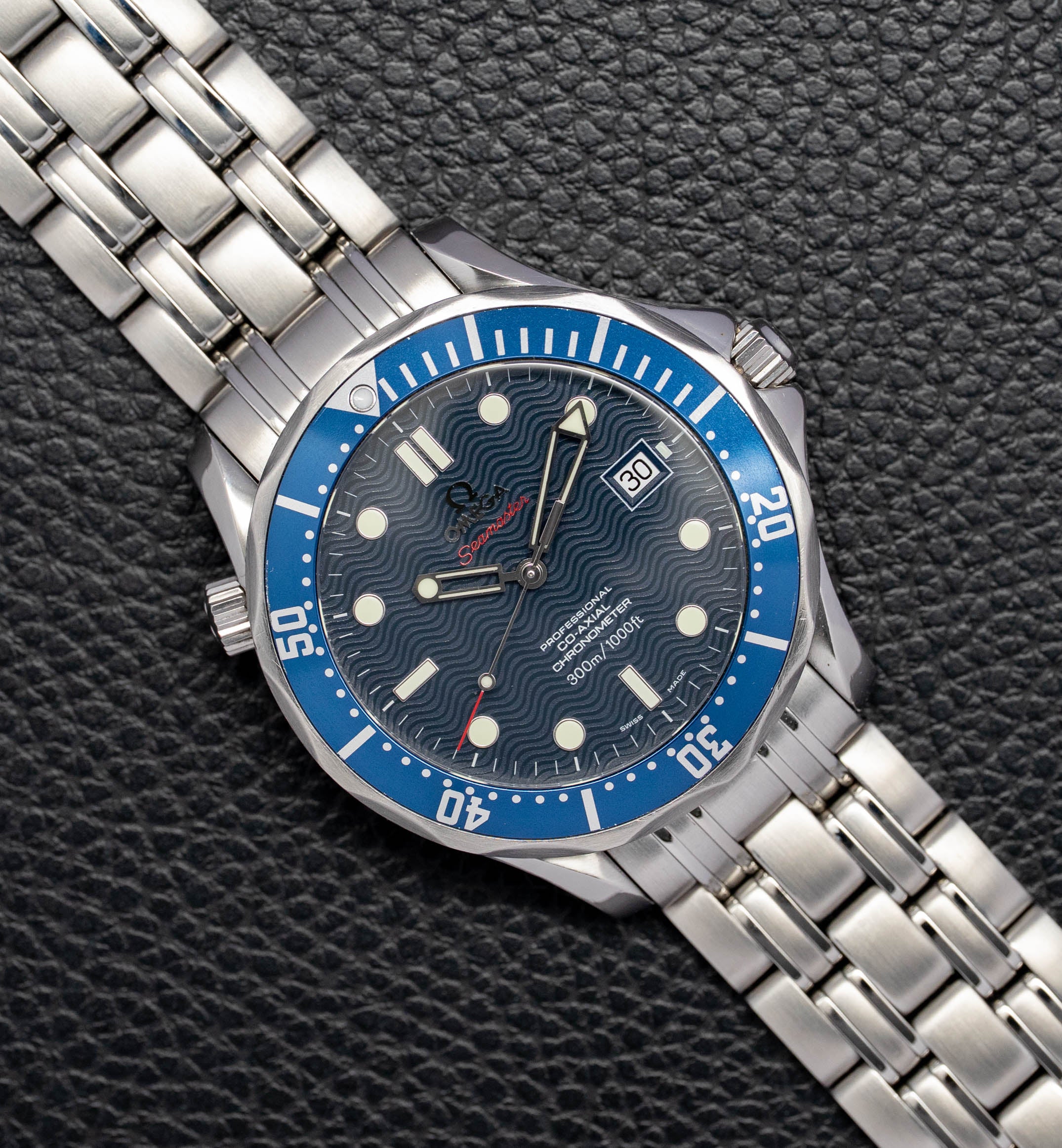 Omega Seamaster Diver 300 2220.80 Complete Set 2011 Box + Papers