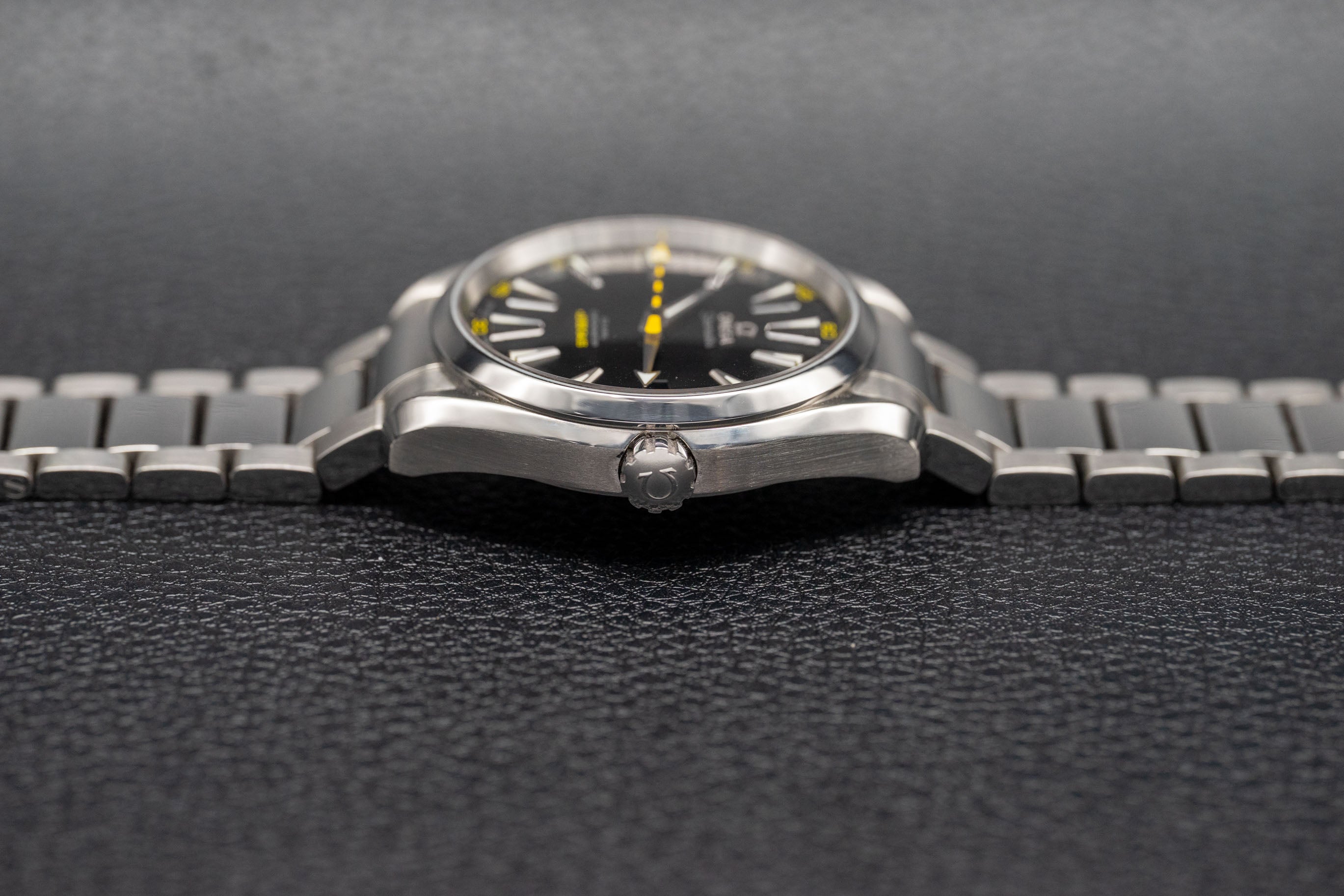 Omega Aqua Terra 231.10.42.21.01.002 Ensemble complet 2021 : coffret + documents