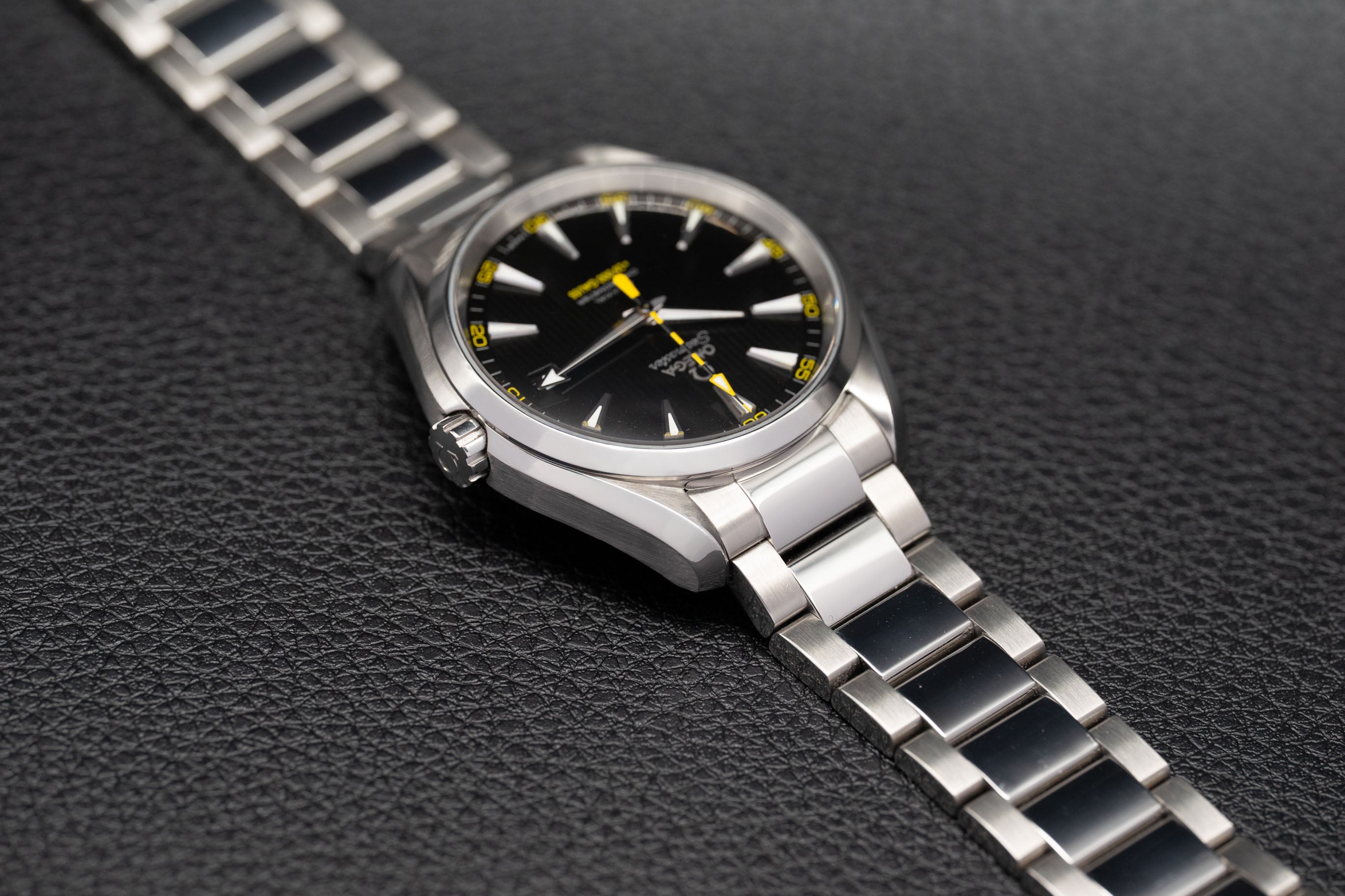Omega Aqua Terra 231.10.42.21.01.002 Ensemble complet 2021 : coffret + documents