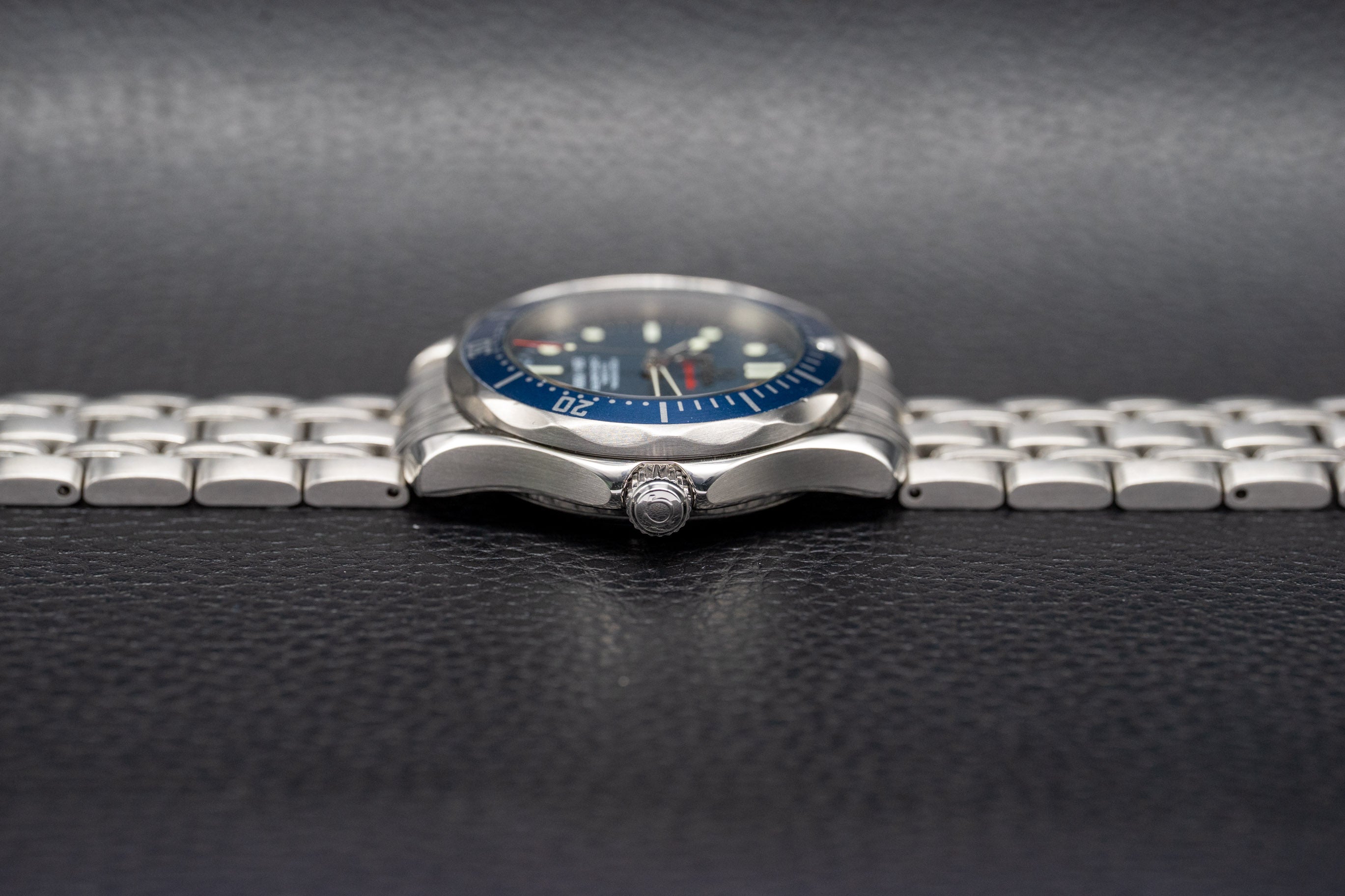 Omega Seamaster Diver 2222.80, juego completo de 2010, caja y documentación