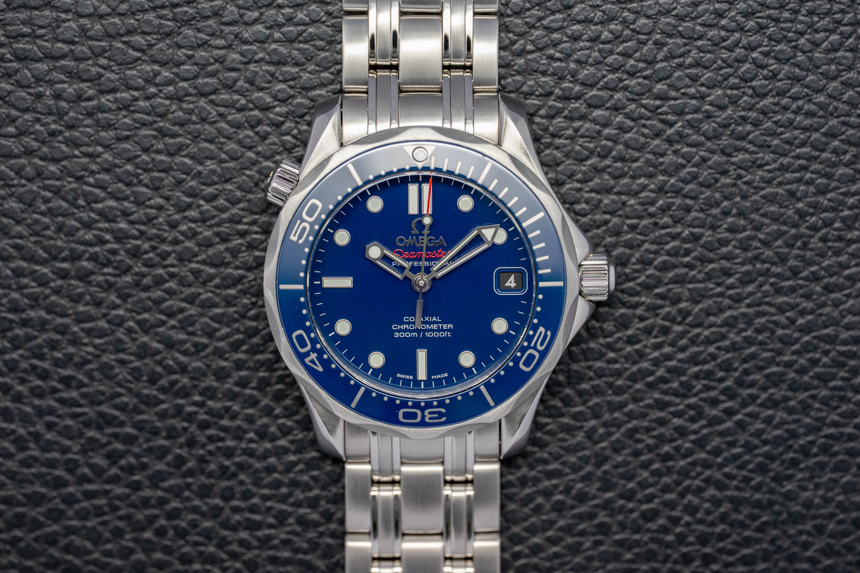 Omega Seamaster Diver 300 212.30.36.20.03.001 Set completo 2017 con scatola e documenti