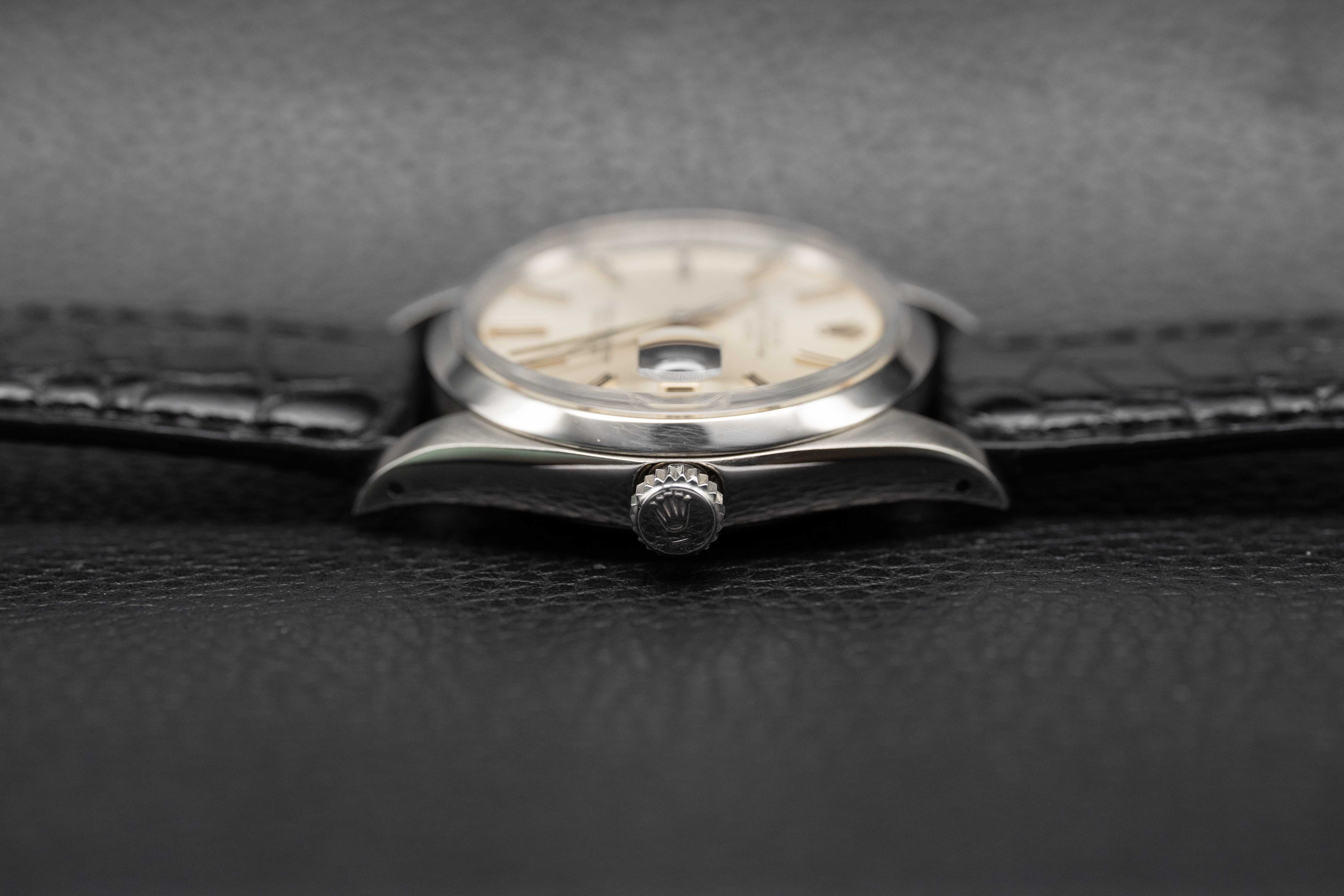 Rolex Date 1500 con quadrante argentato, 1978