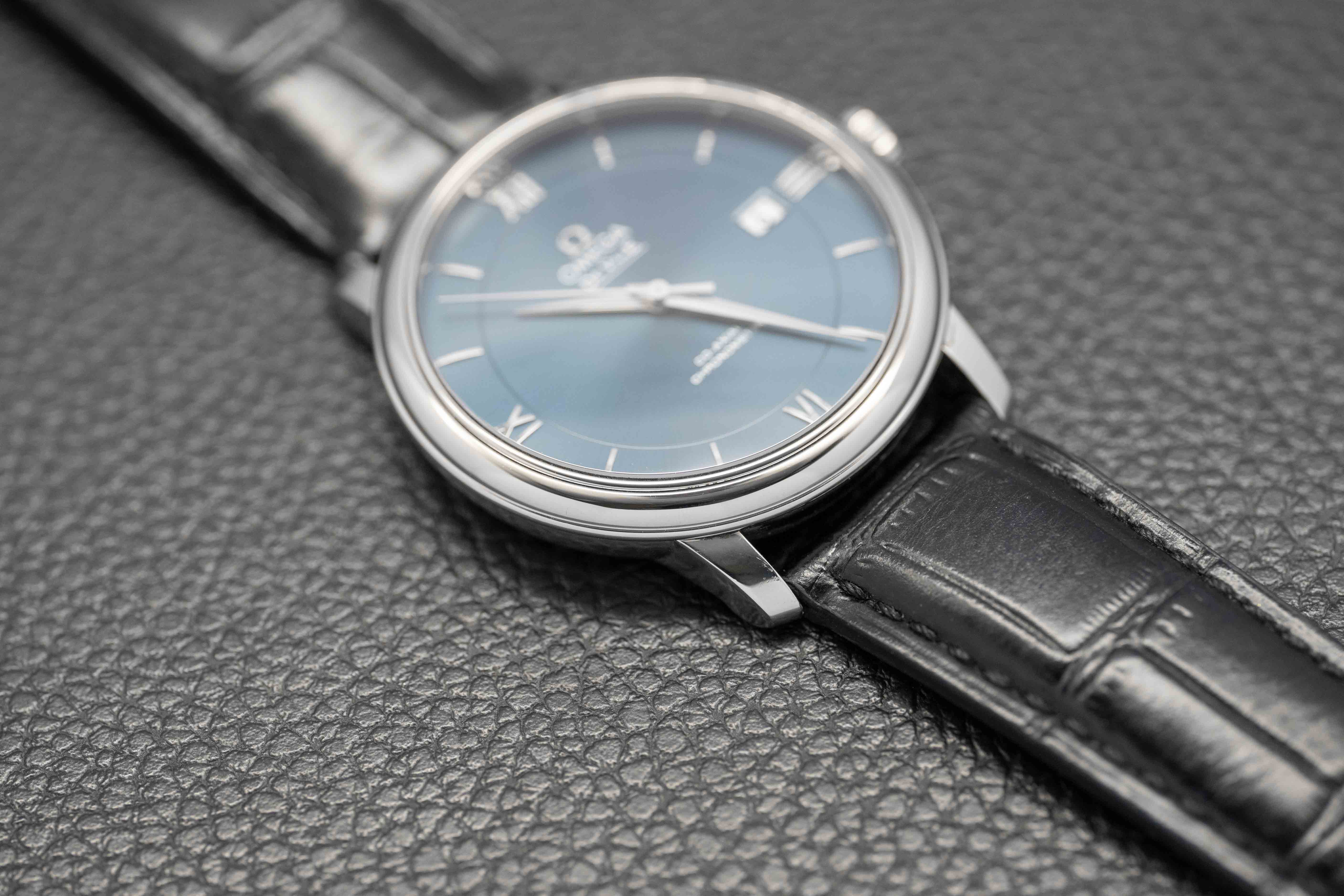 Omega De Ville 424.13.40.20.03.001 Blue Dial 2016