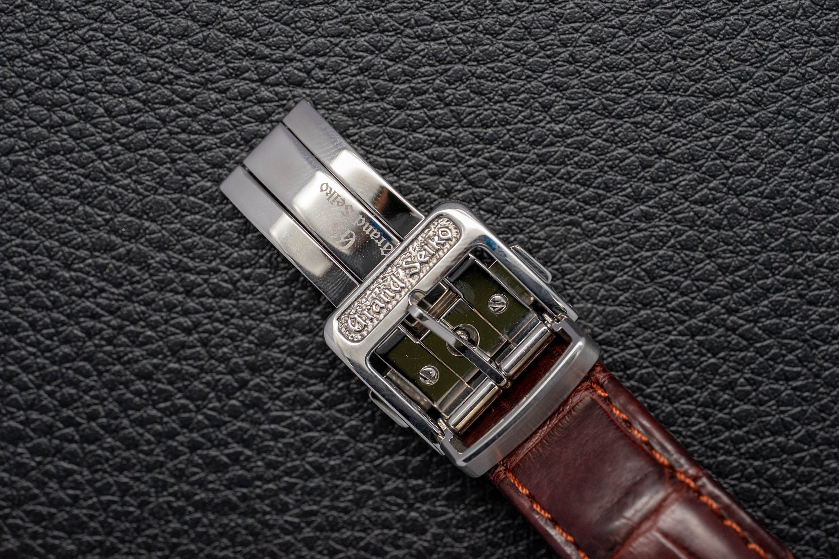 Grand Seiko Elegance Collection GMT SBGM021/9S66-00A0, FULLSET de 2013, caja y PAPERS
