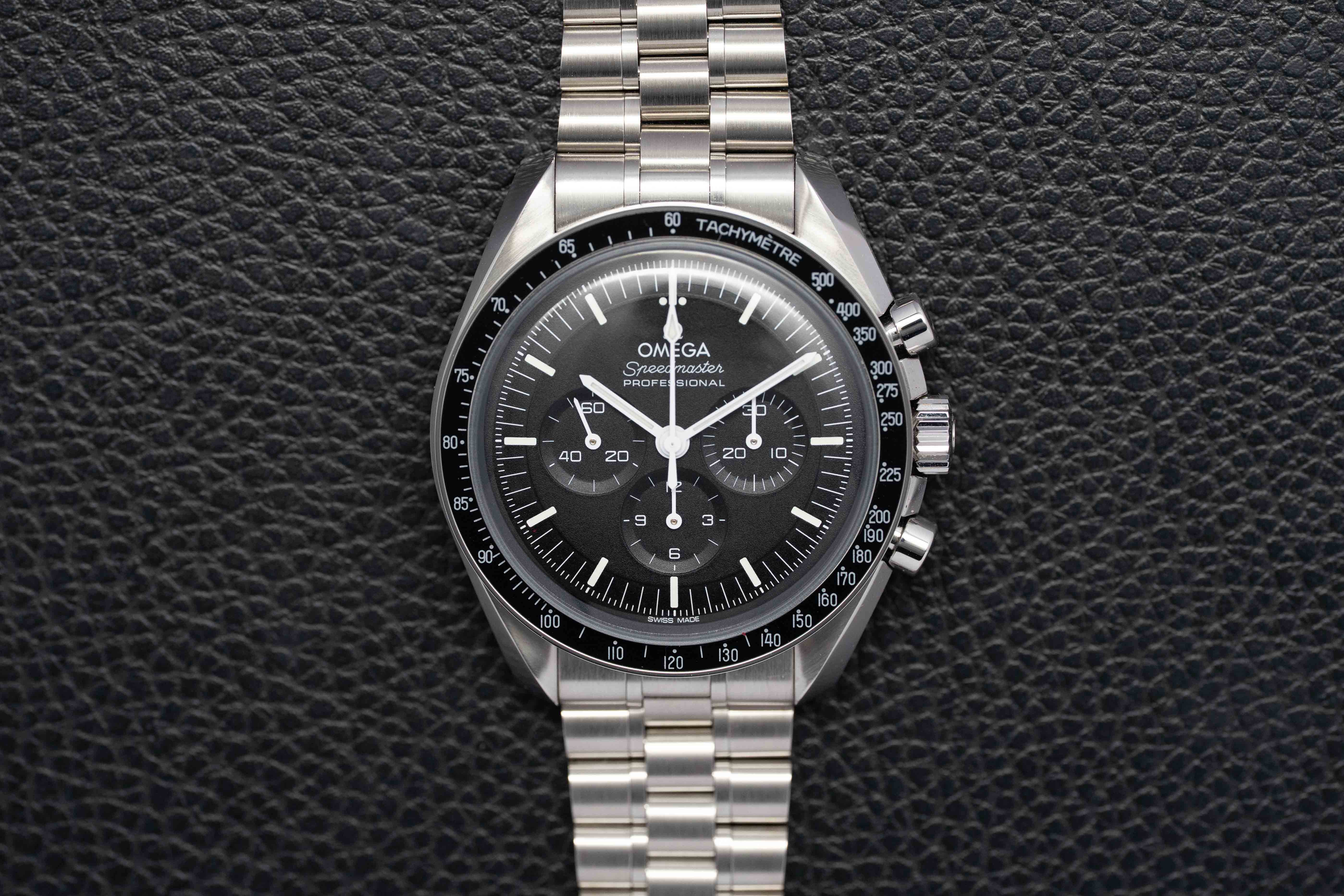 Omega Speedmaster Professional Moonwatch 310.30.42.50.01.001 FULLSET 2024 Box + PAPERS