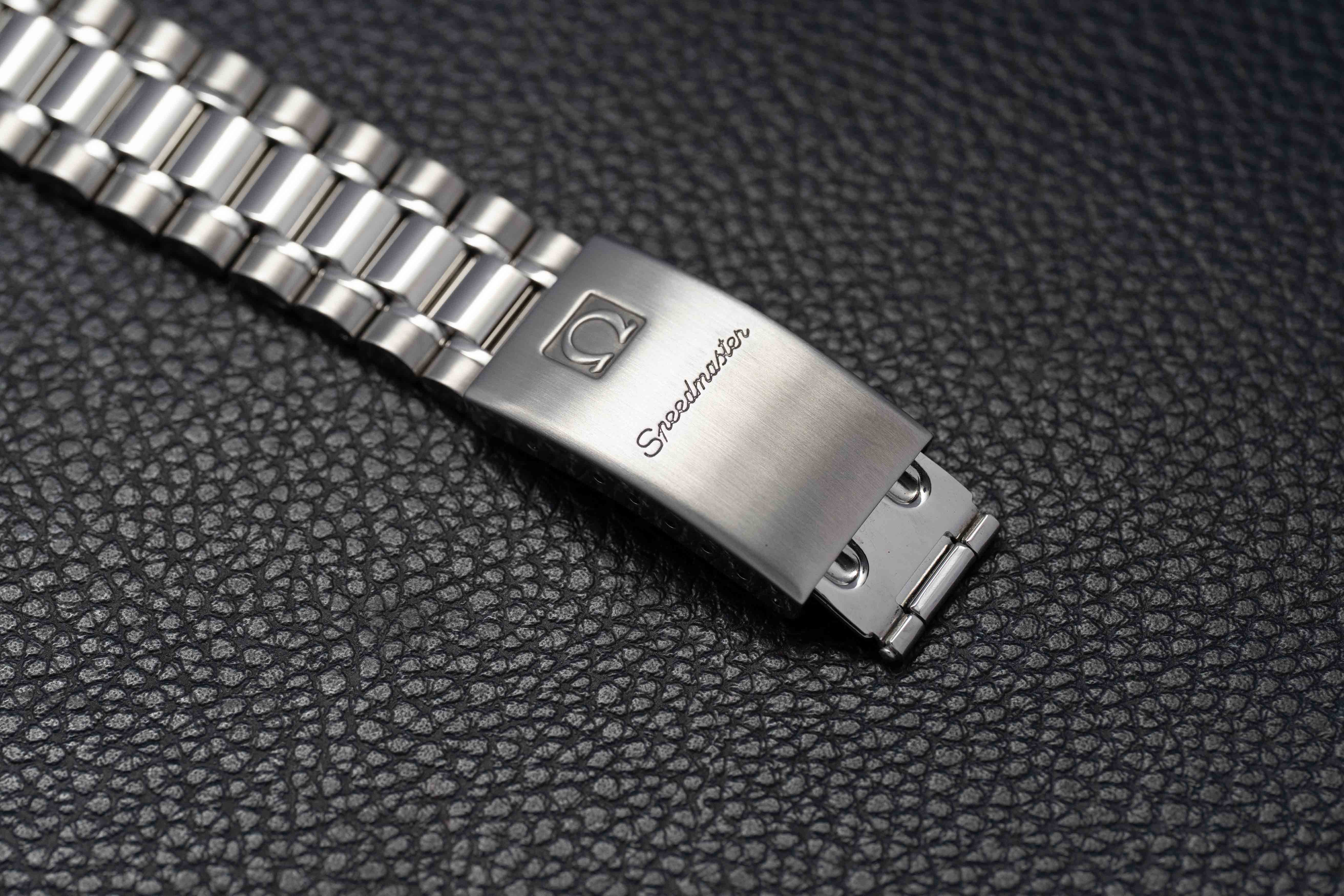 Omega Speedmaster Day Date 3521.30 Silver Dial 1993