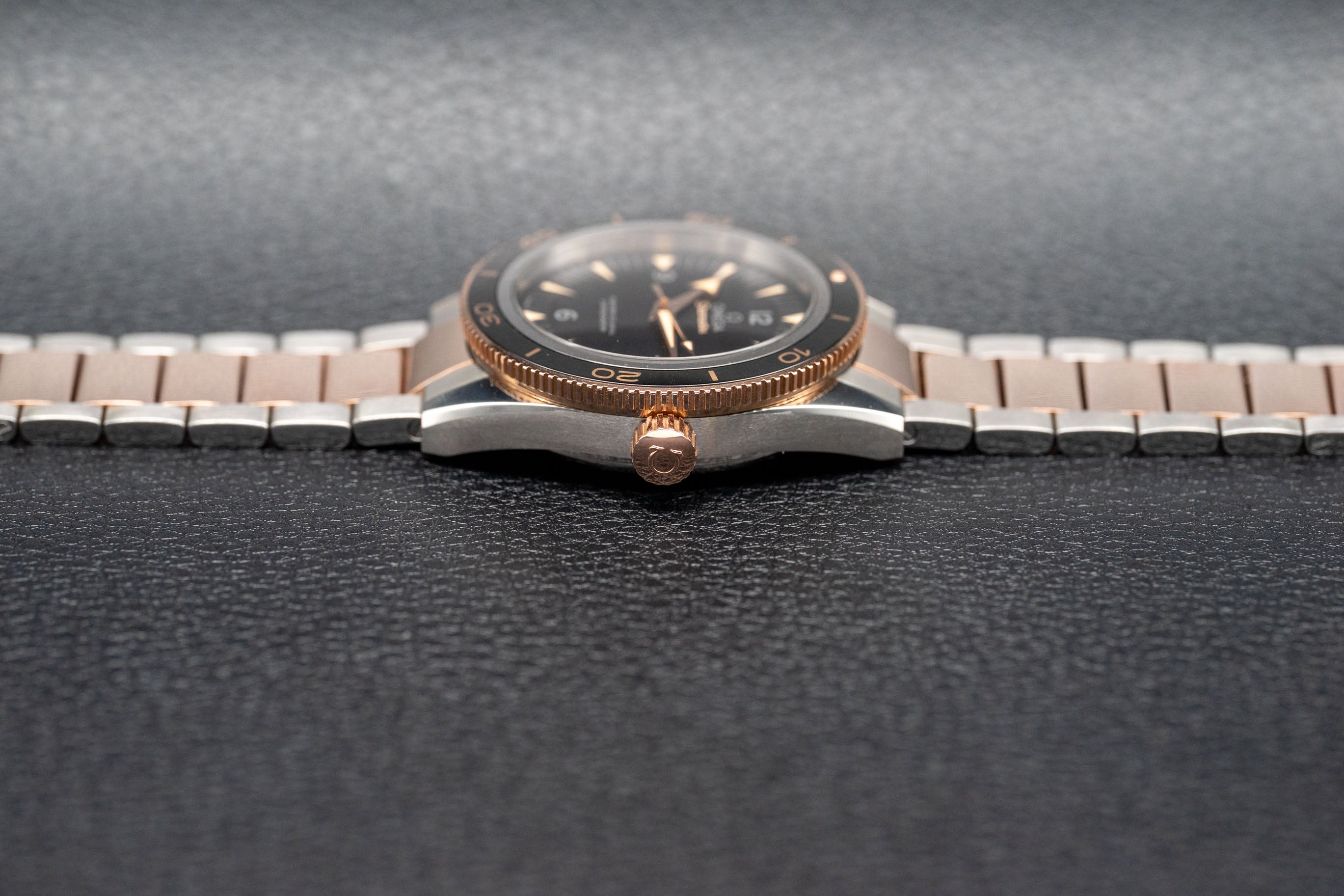 Omega Seamaster 300 233.20.41.21.01.001 FULLSET 2025 Box + PAPERS
