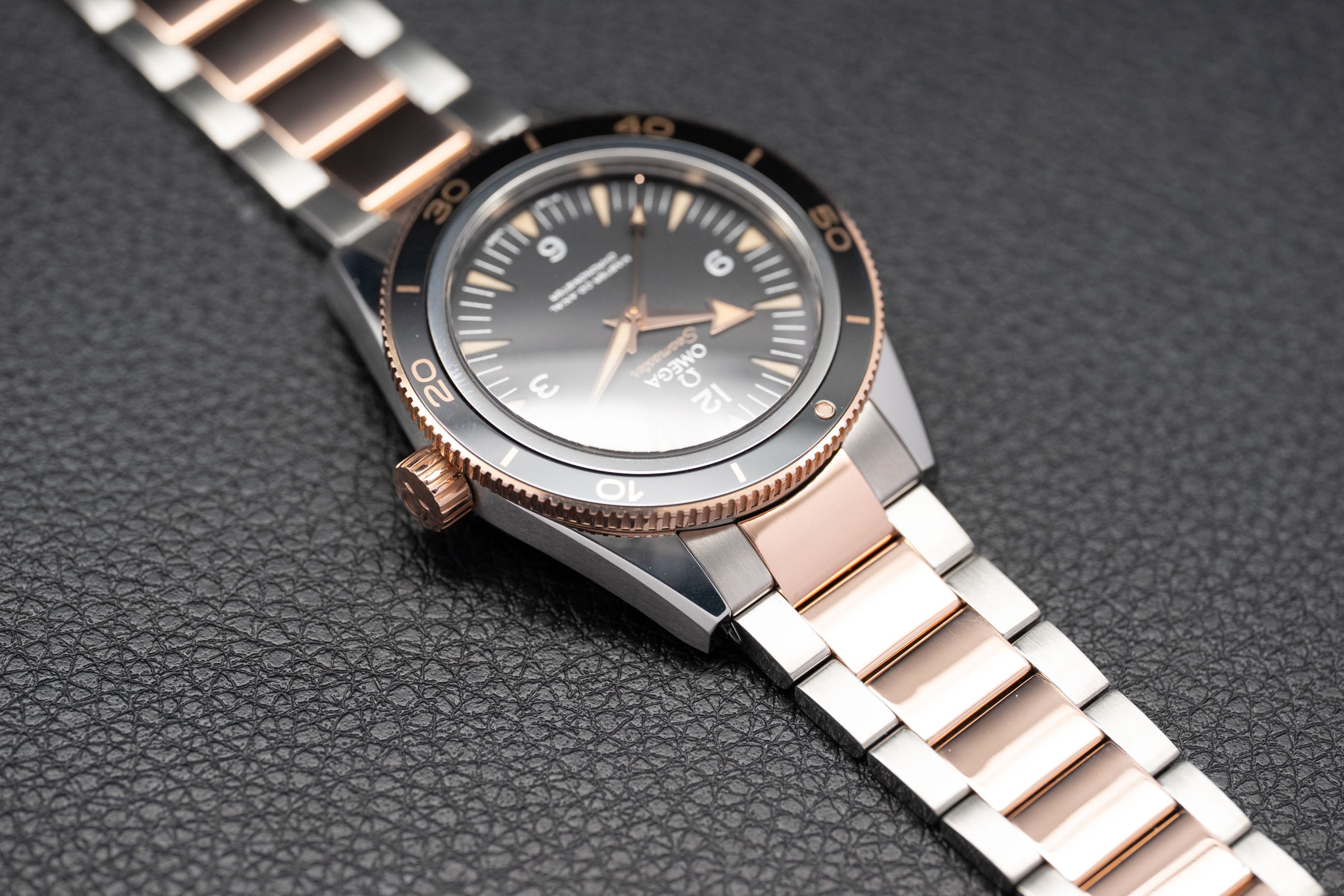 Omega Seamaster 300 233.20.41.21.01.001 FULLSET 2025 Box + PAPERS