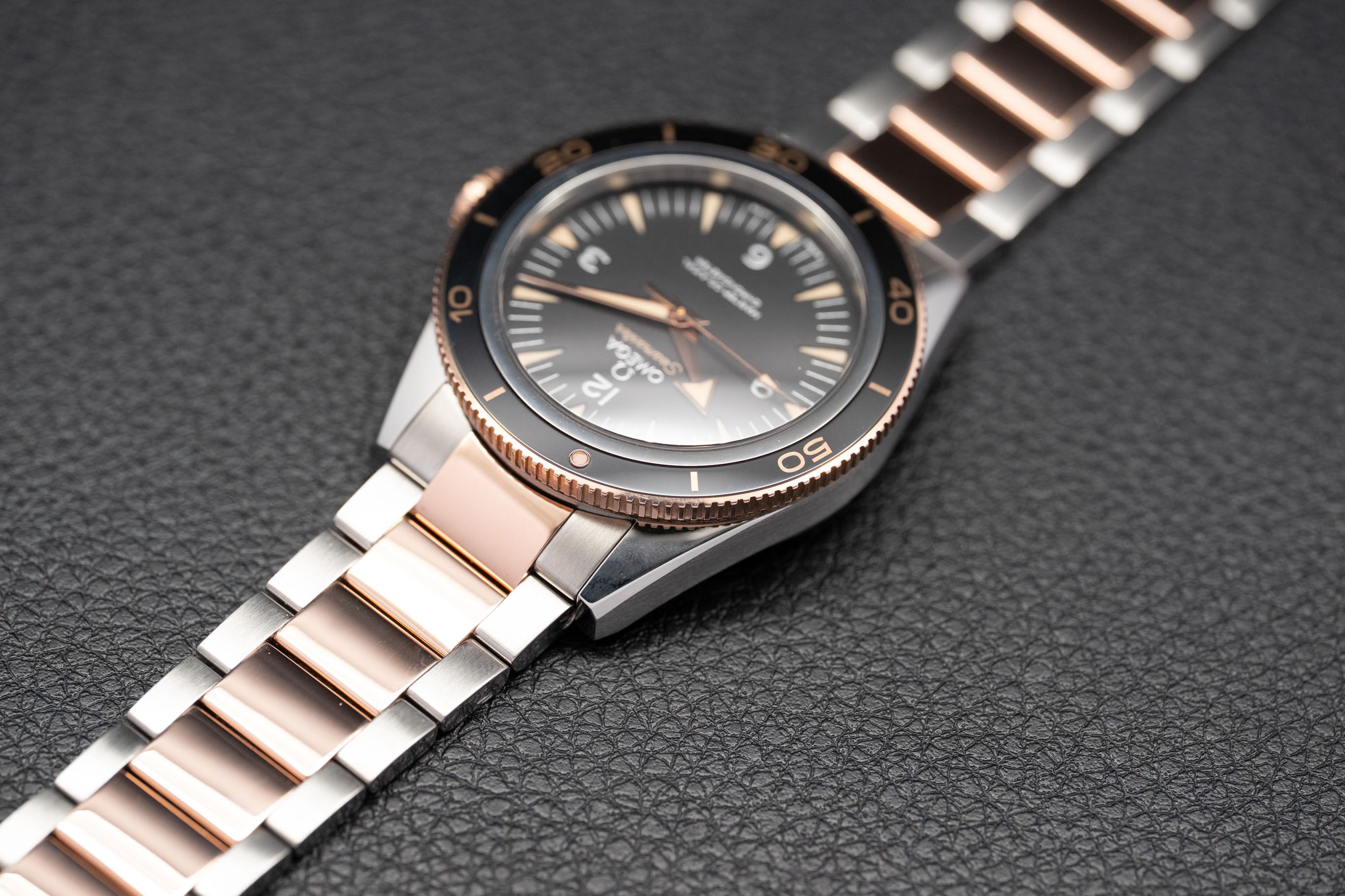 Omega Seamaster 300 233.20.41.21.01.001 FULLSET 2025 Box + PAPERS