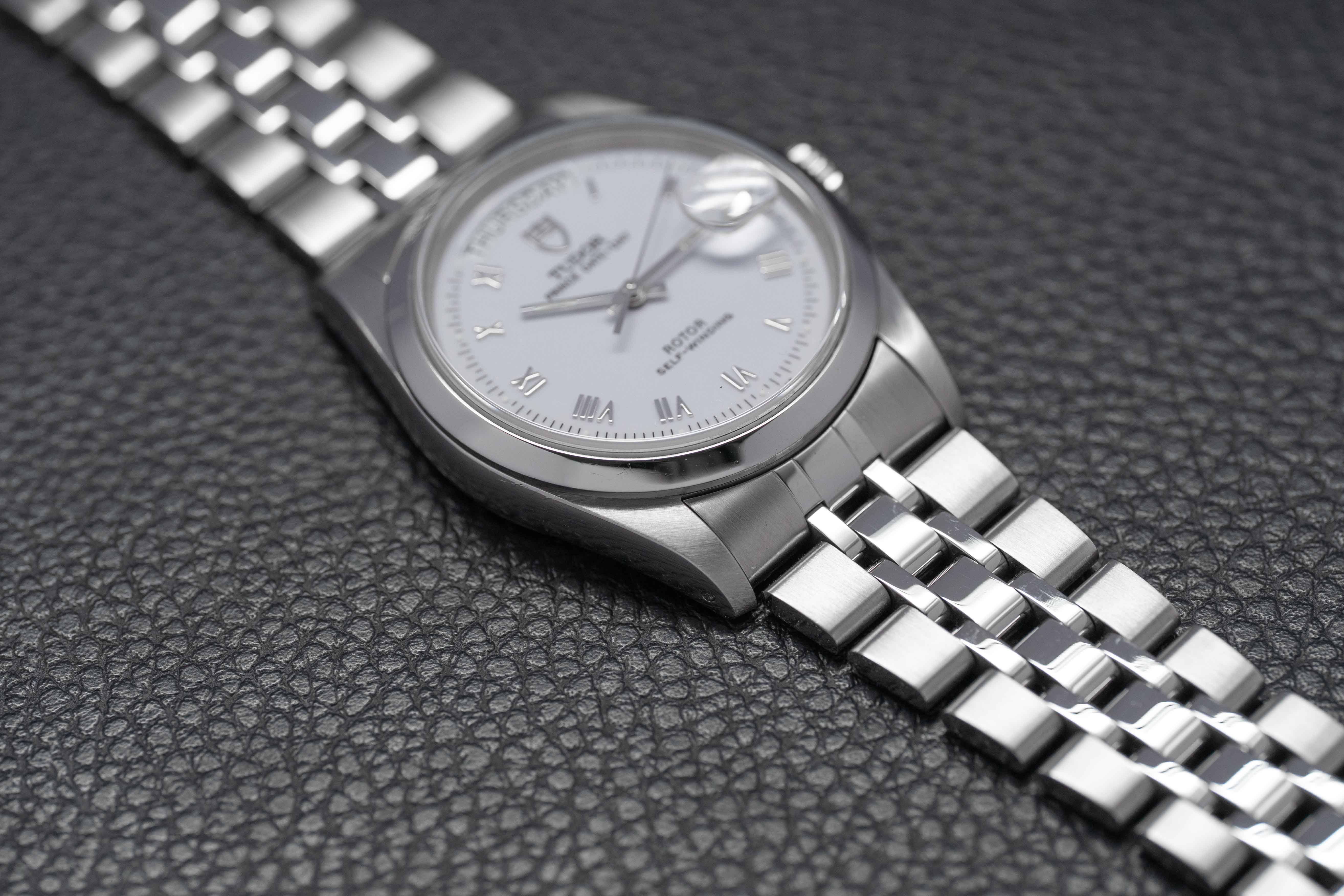 Tudor Date-Day 76200 White Dial 2010 Papers