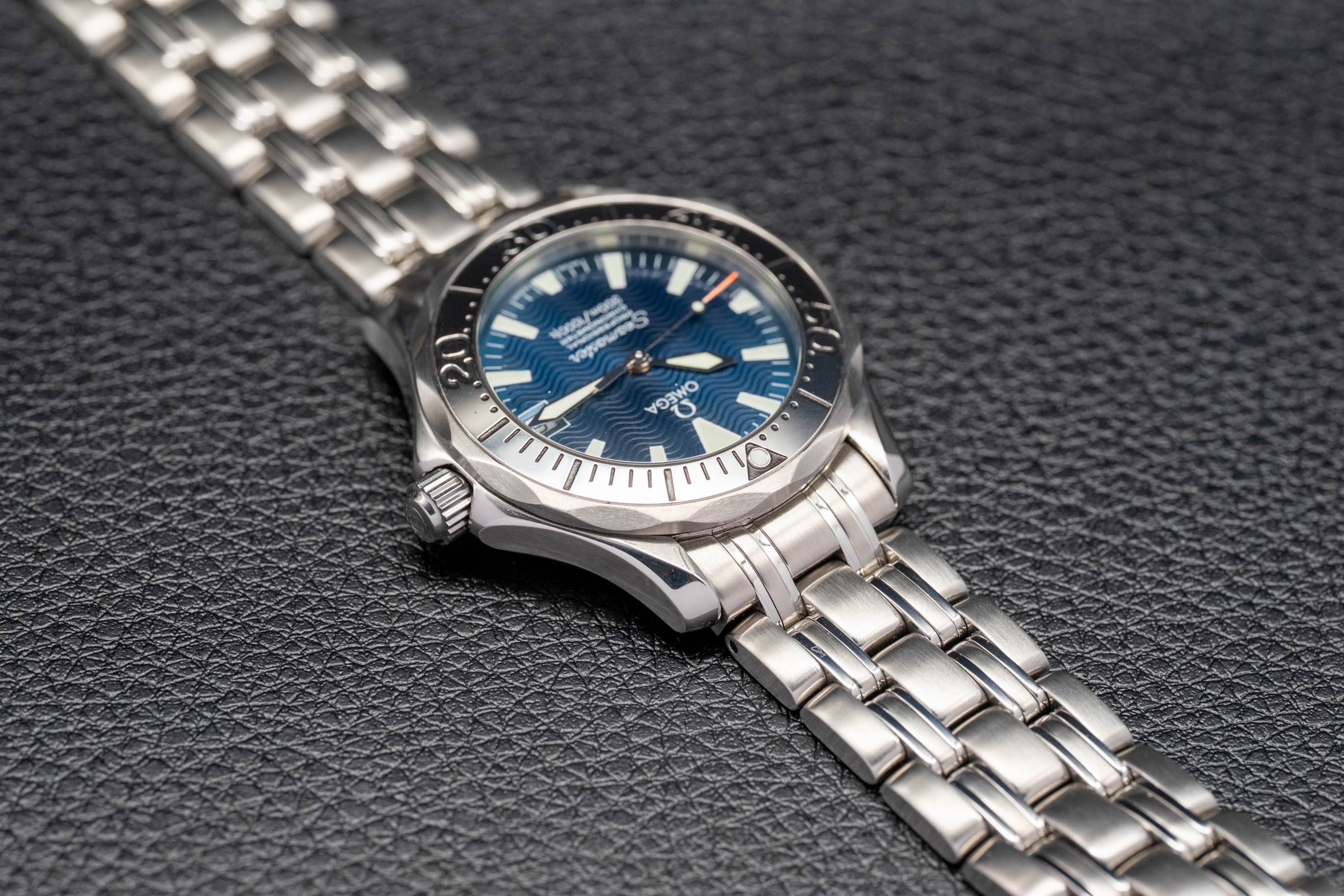 Omega Seamaster 300 2554.80 Blue Dial 1999 Papers