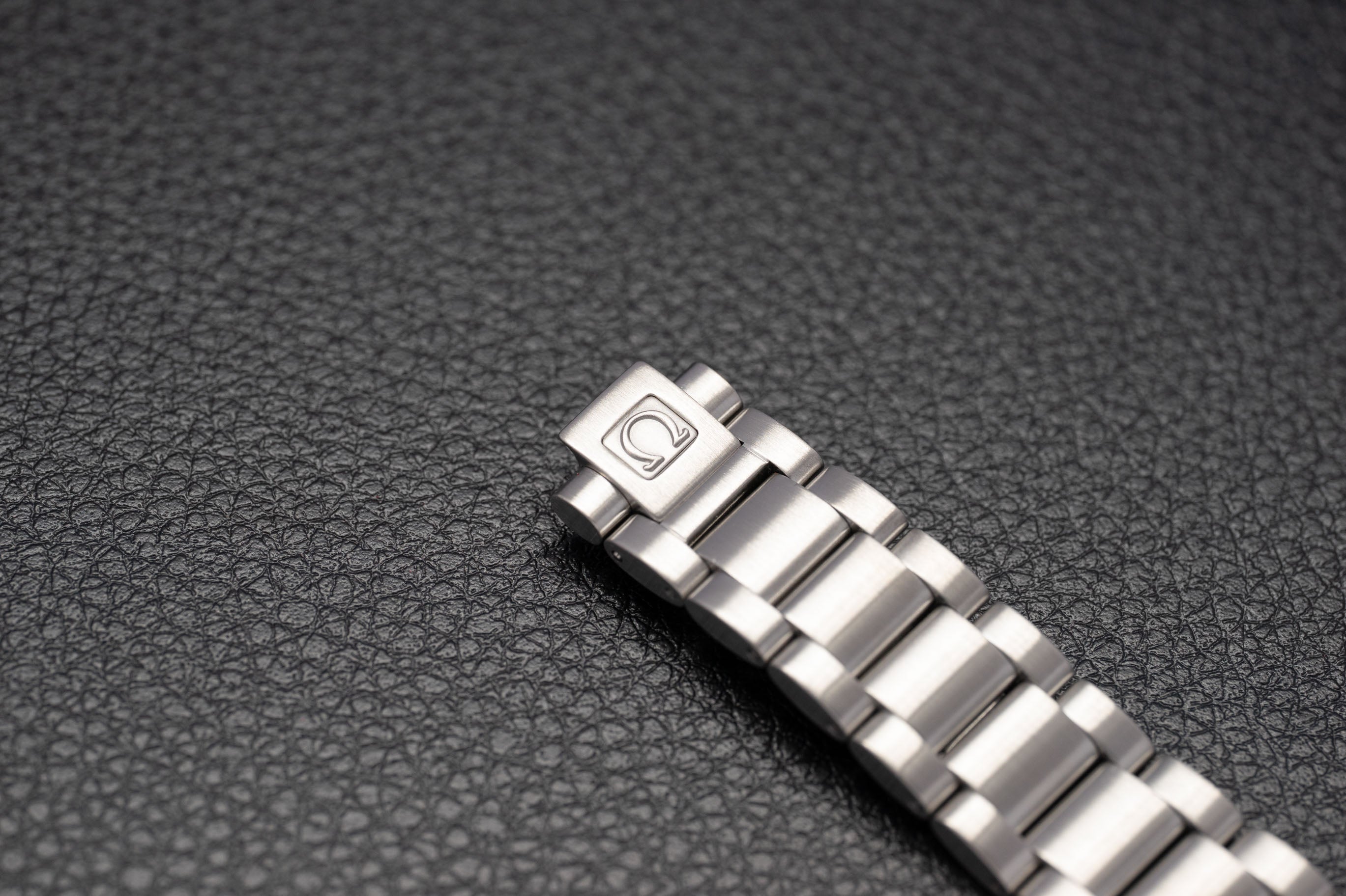 Omega Seamaster Aqua Terra 2518.30 Silver Dial 1998