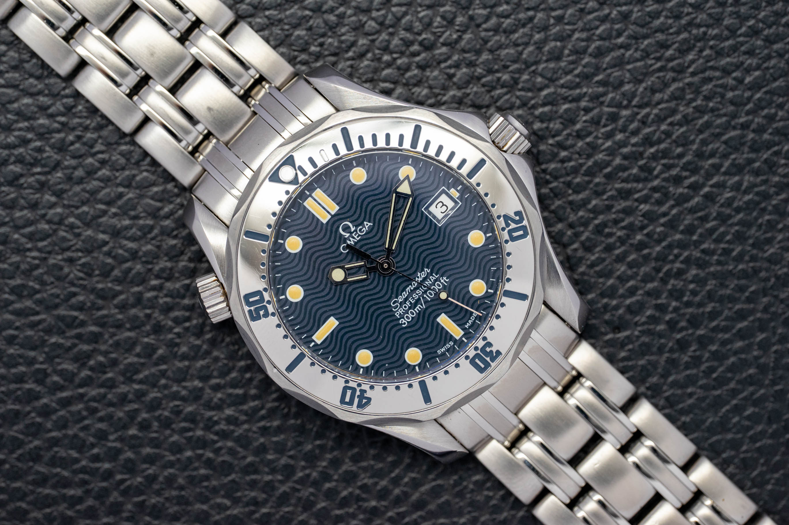 Omega Seamaster 300 2562.80 Blue Dial 1993