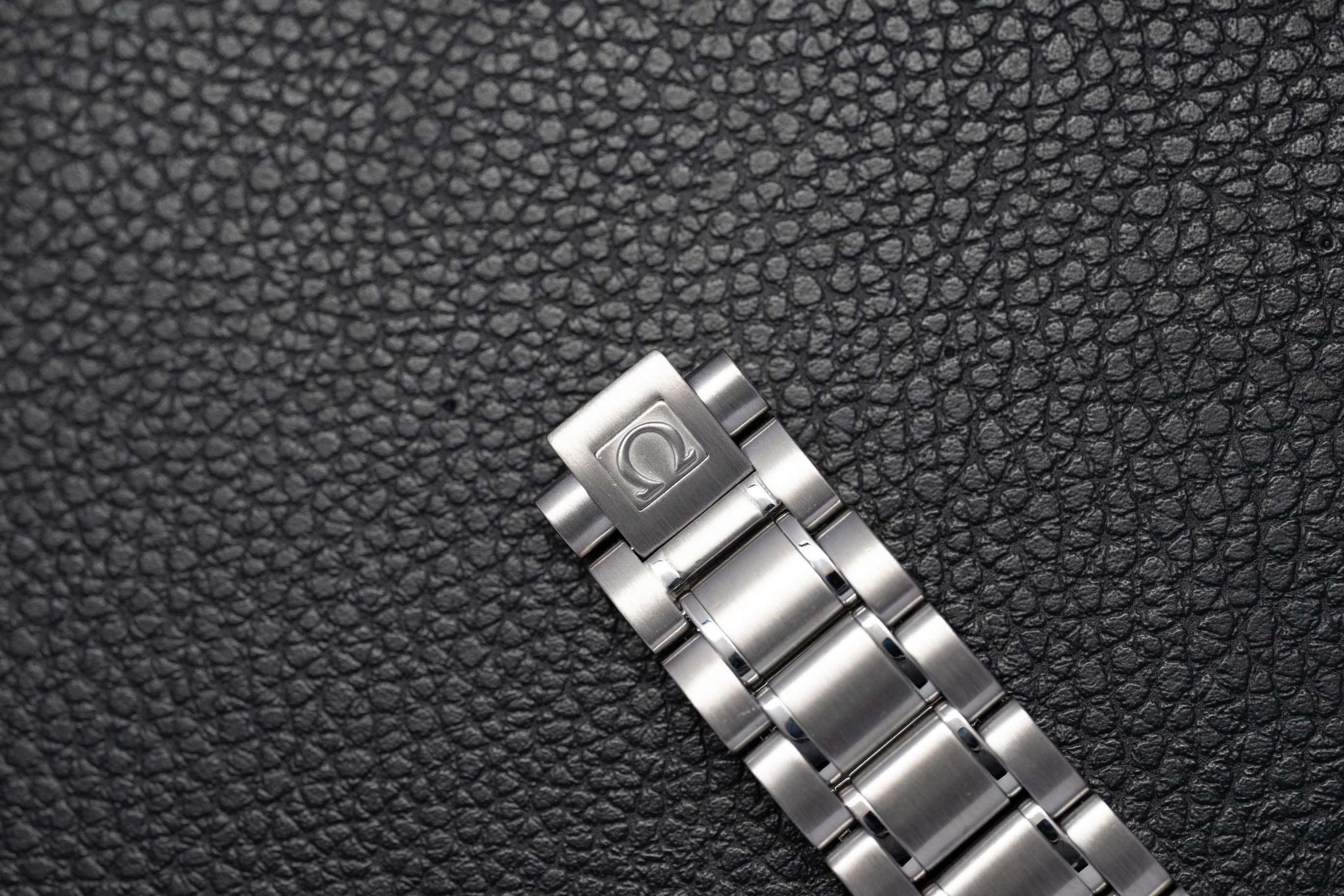 Omega Speedmaster Day Date 3520.50 FULLSET 2002 Box + PAPERS