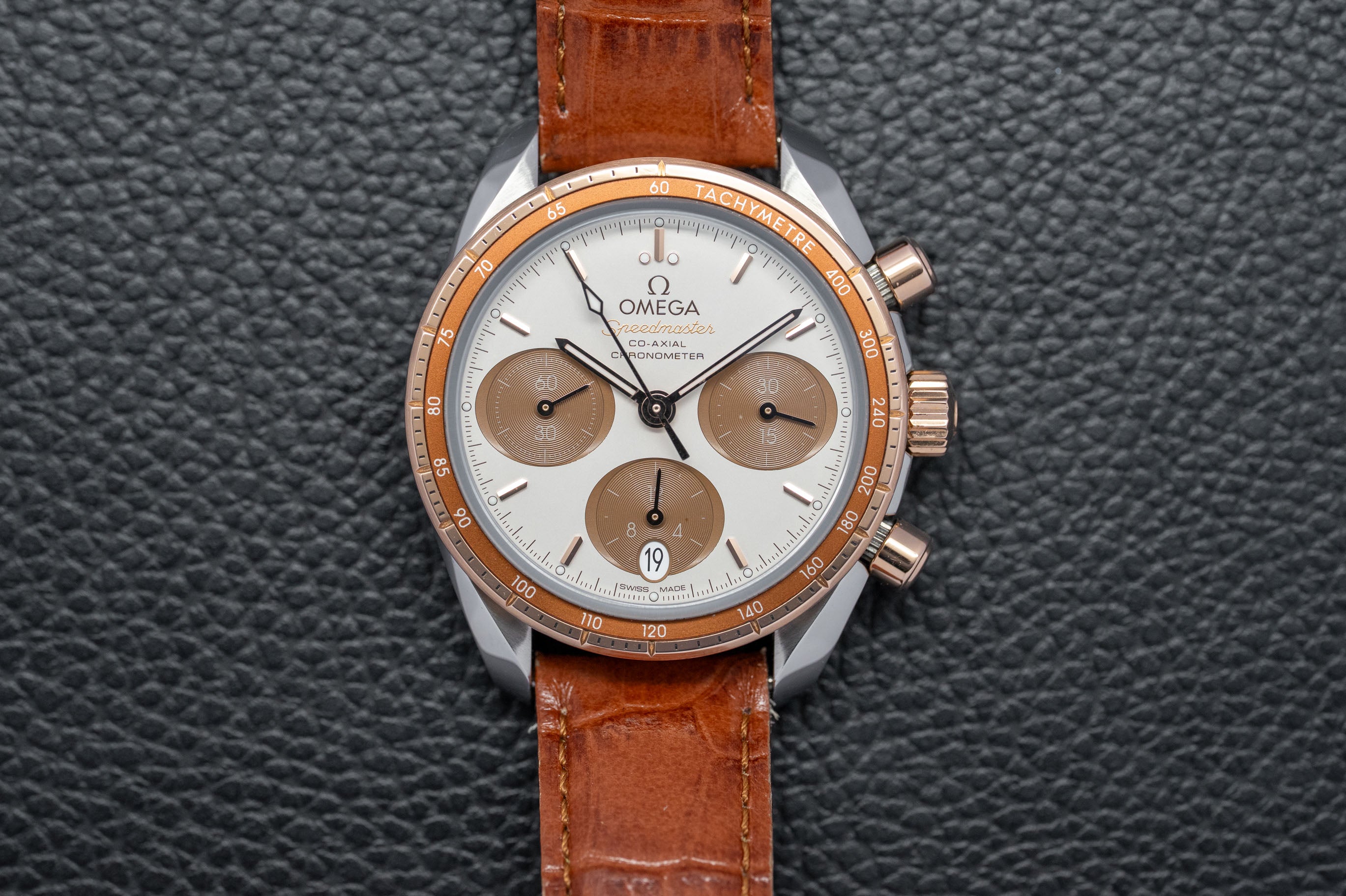 Omega Speedmaster 38 324.23.38.50.02.002 FULLSET 2024 Box + PAPERS