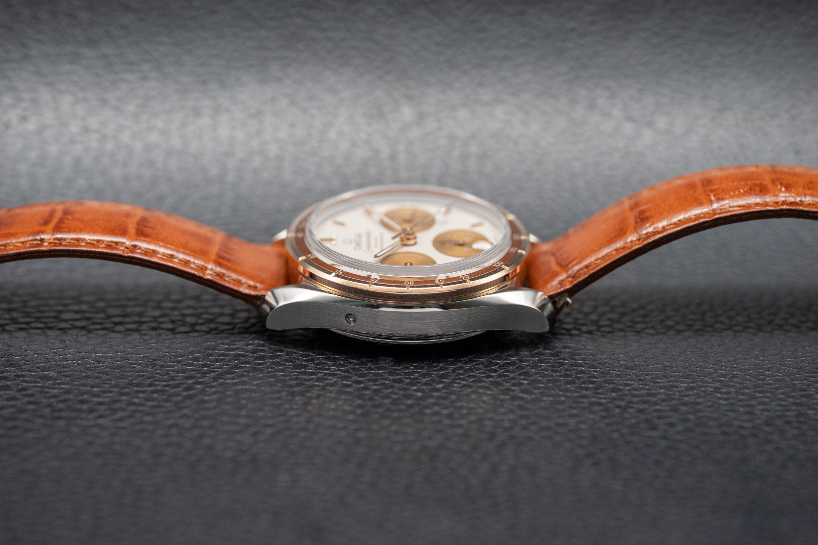 Omega Speedmaster 38 324.23.38.50.02.002 FULLSET 2024 Box + PAPERS