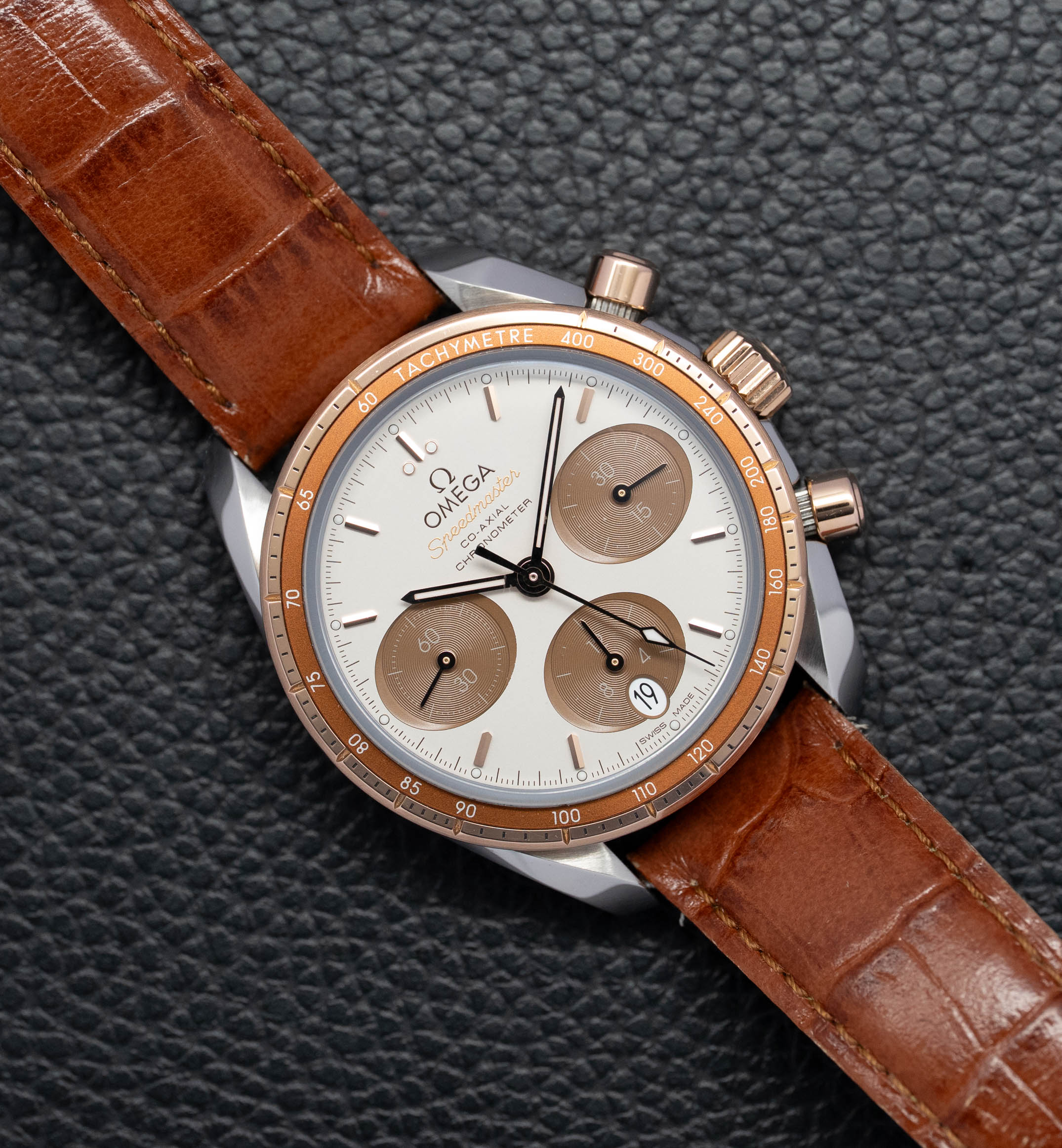 Omega Speedmaster 38 324.23.38.50.02.002 FULLSET 2024 Box + PAPERS