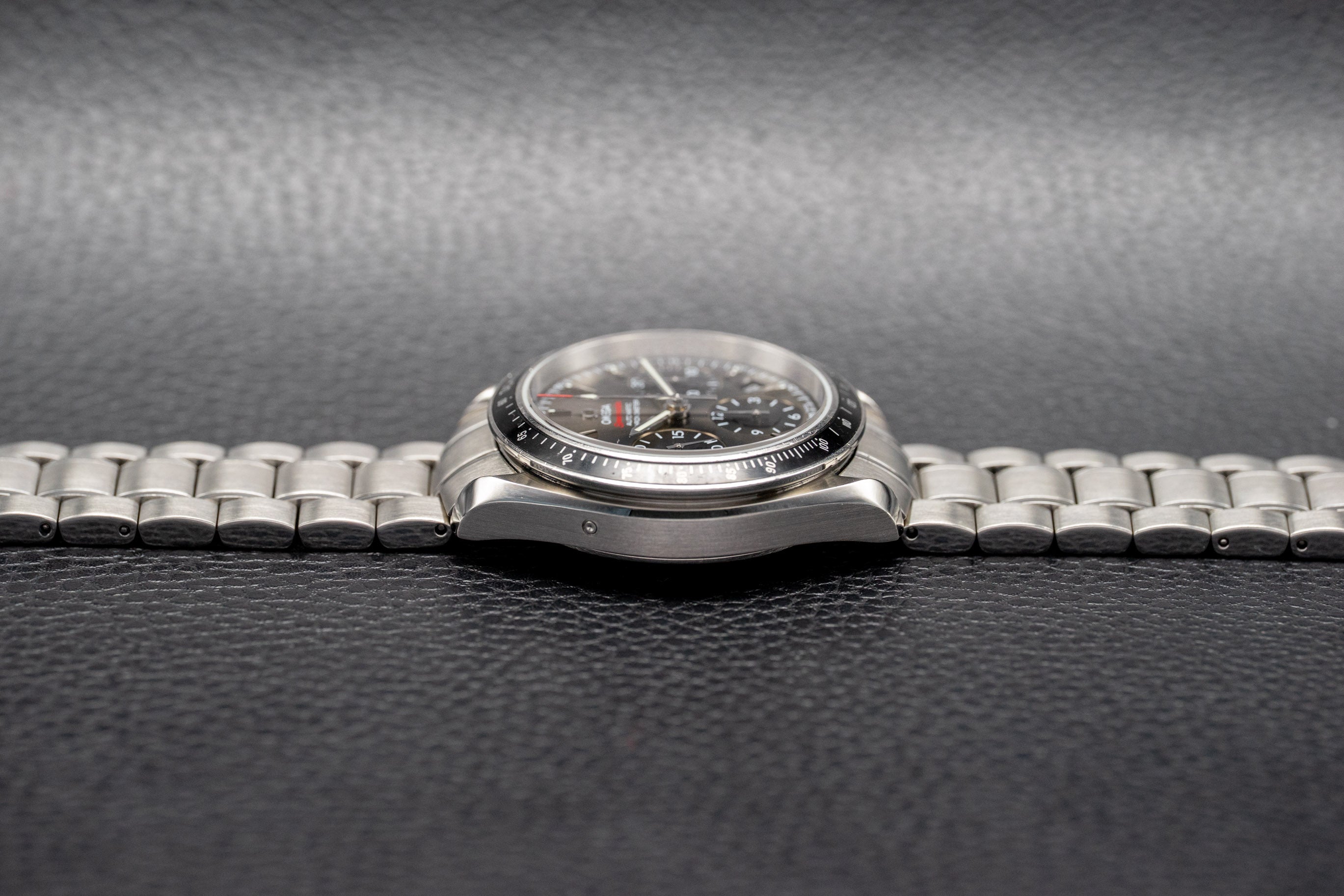 Omega Speedmaster Date 323.30.40.40.06.001 FULLSET 2016 Box + PAPERS