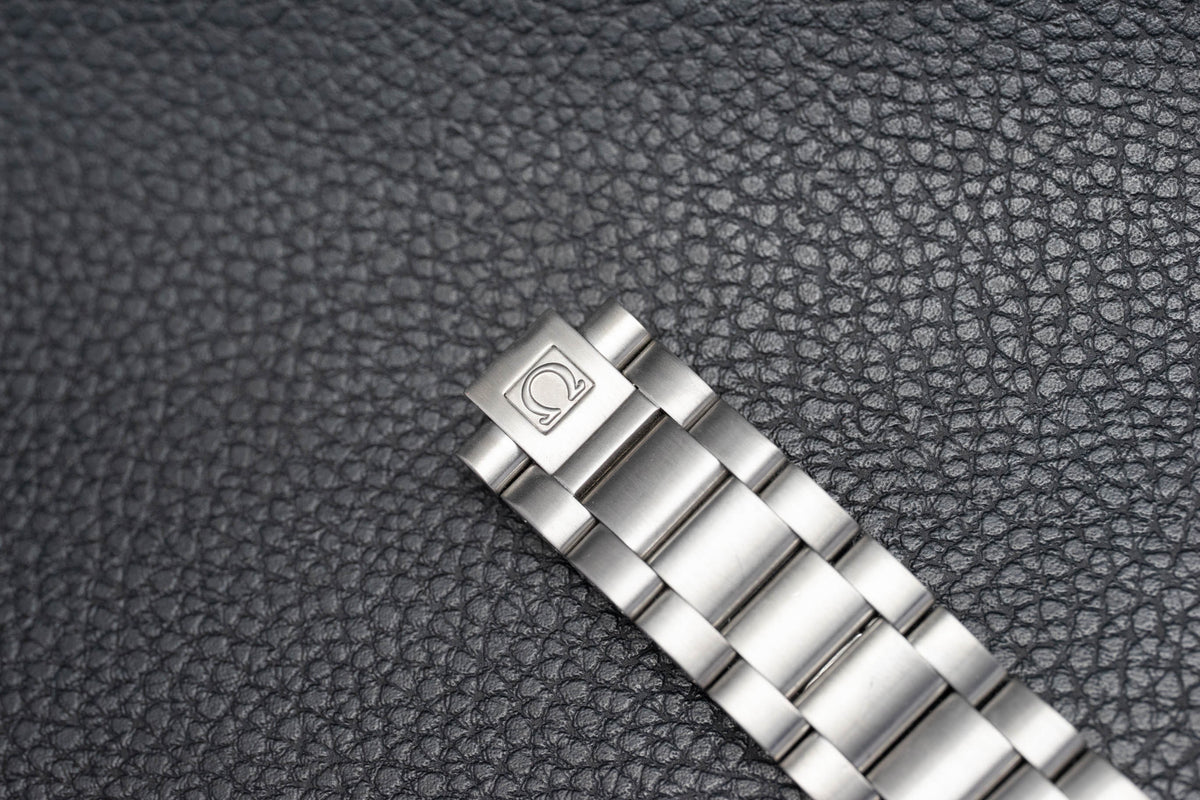 Omega Seamaster Aqua Terra 2502.30 Silver Dial 2020 Papers