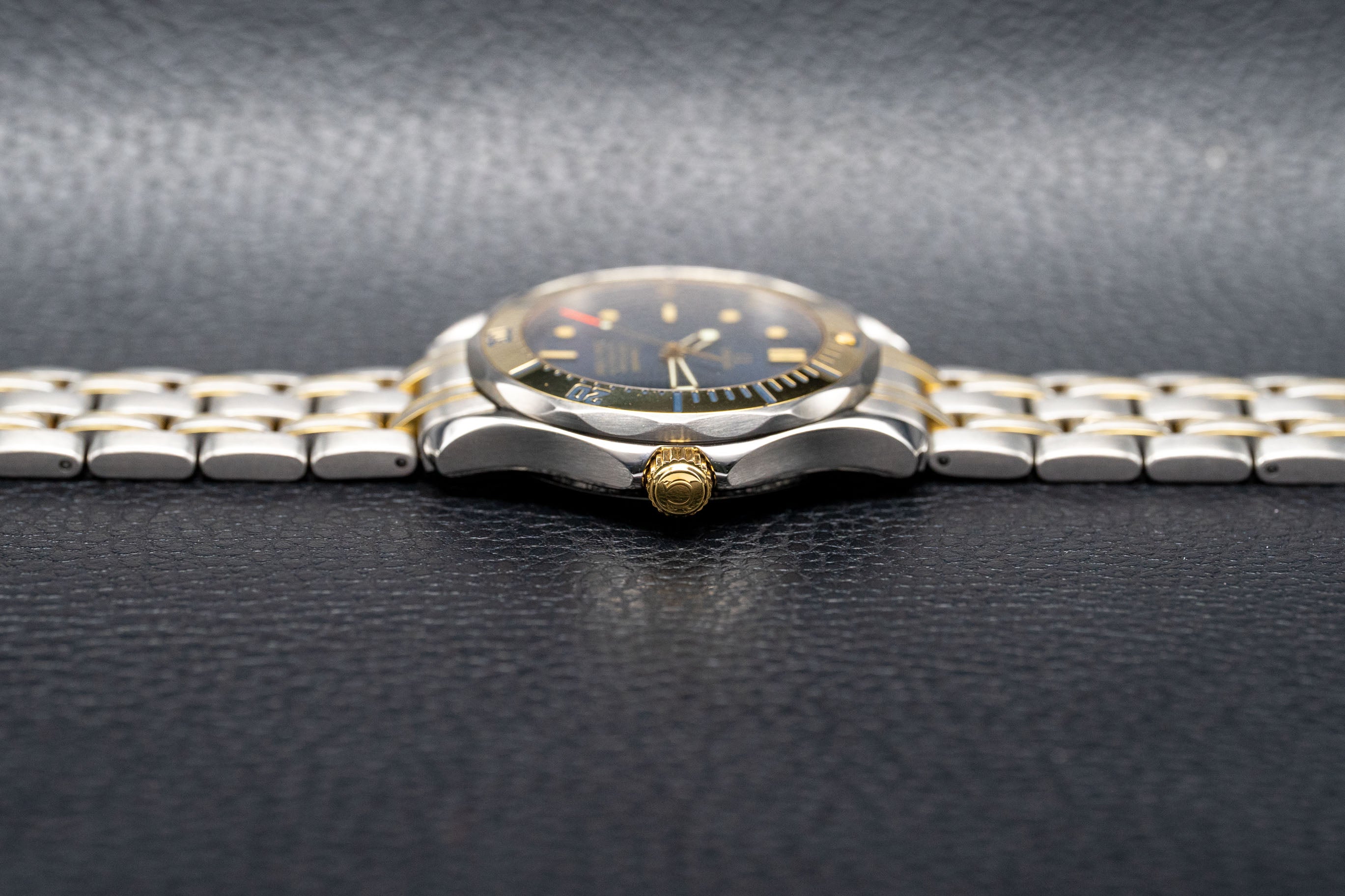 Omega Seamaster Diver 300M 2352.80 FULLSET 1997 Box + PAPERS