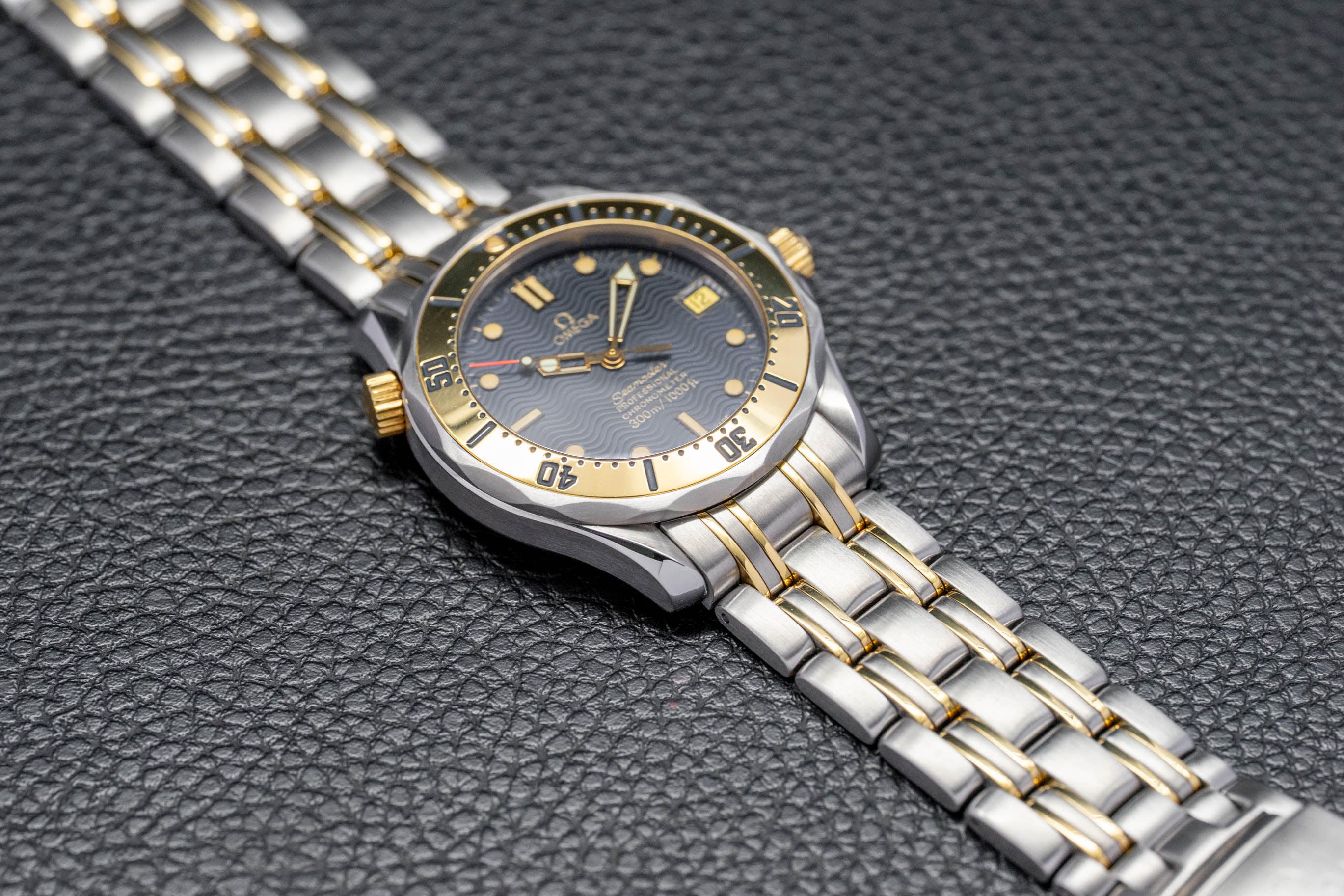 Omega Seamaster Diver 300M 2352.80 FULLSET 1997 Box + PAPERS
