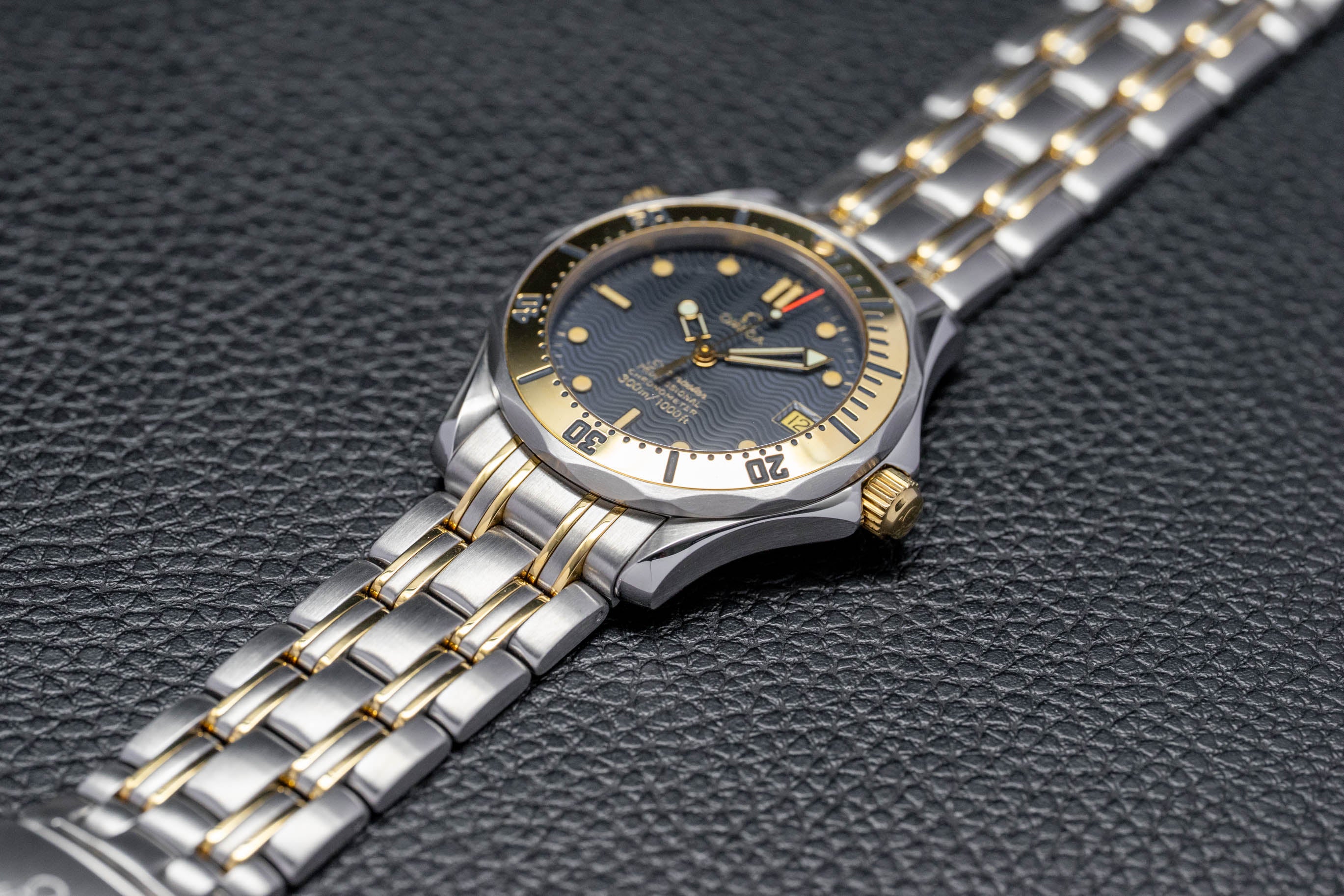 Omega Seamaster Diver 300M 2352.80 FULLSET 1997 Box + PAPERS
